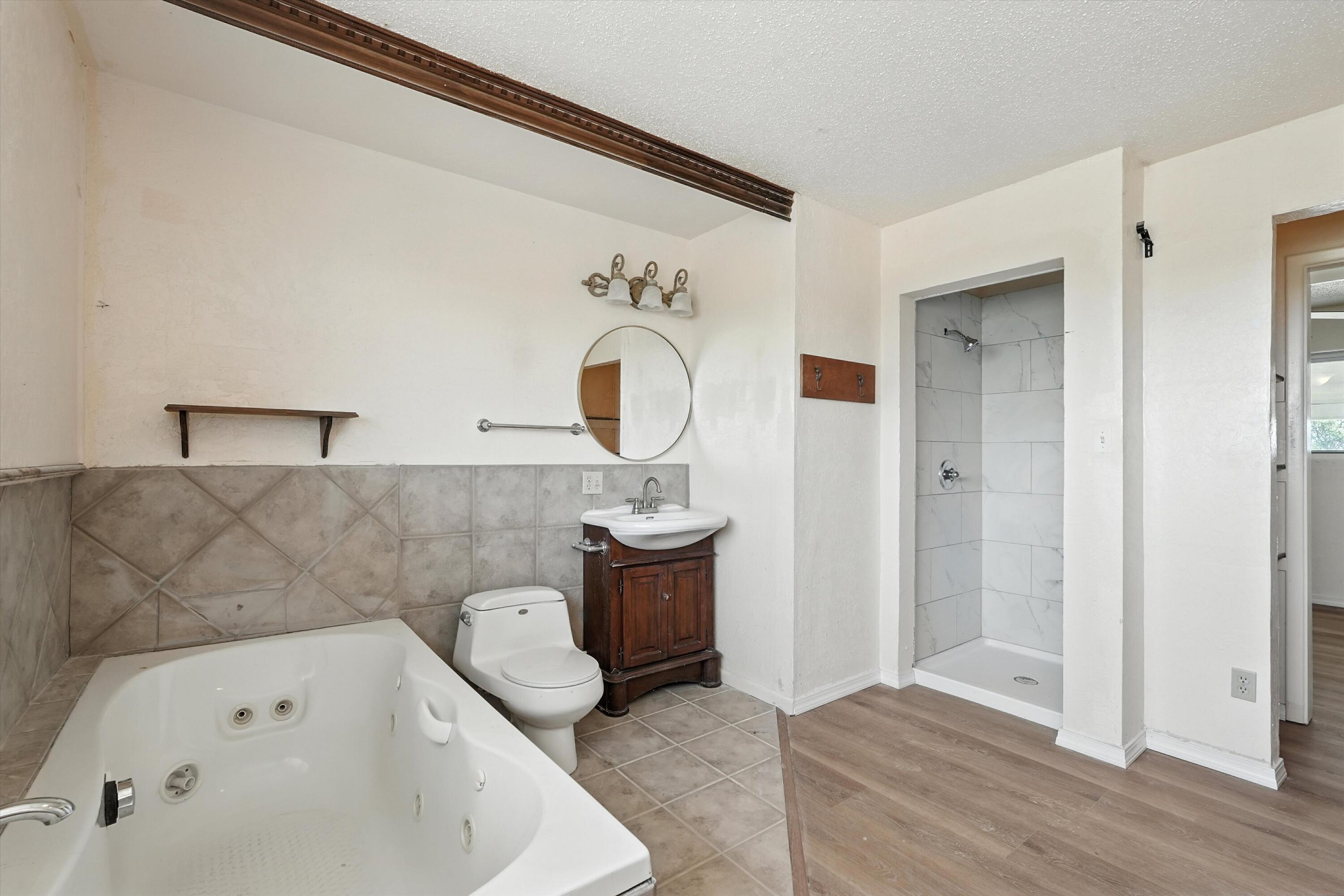 211 STATE HIGHWAY 41