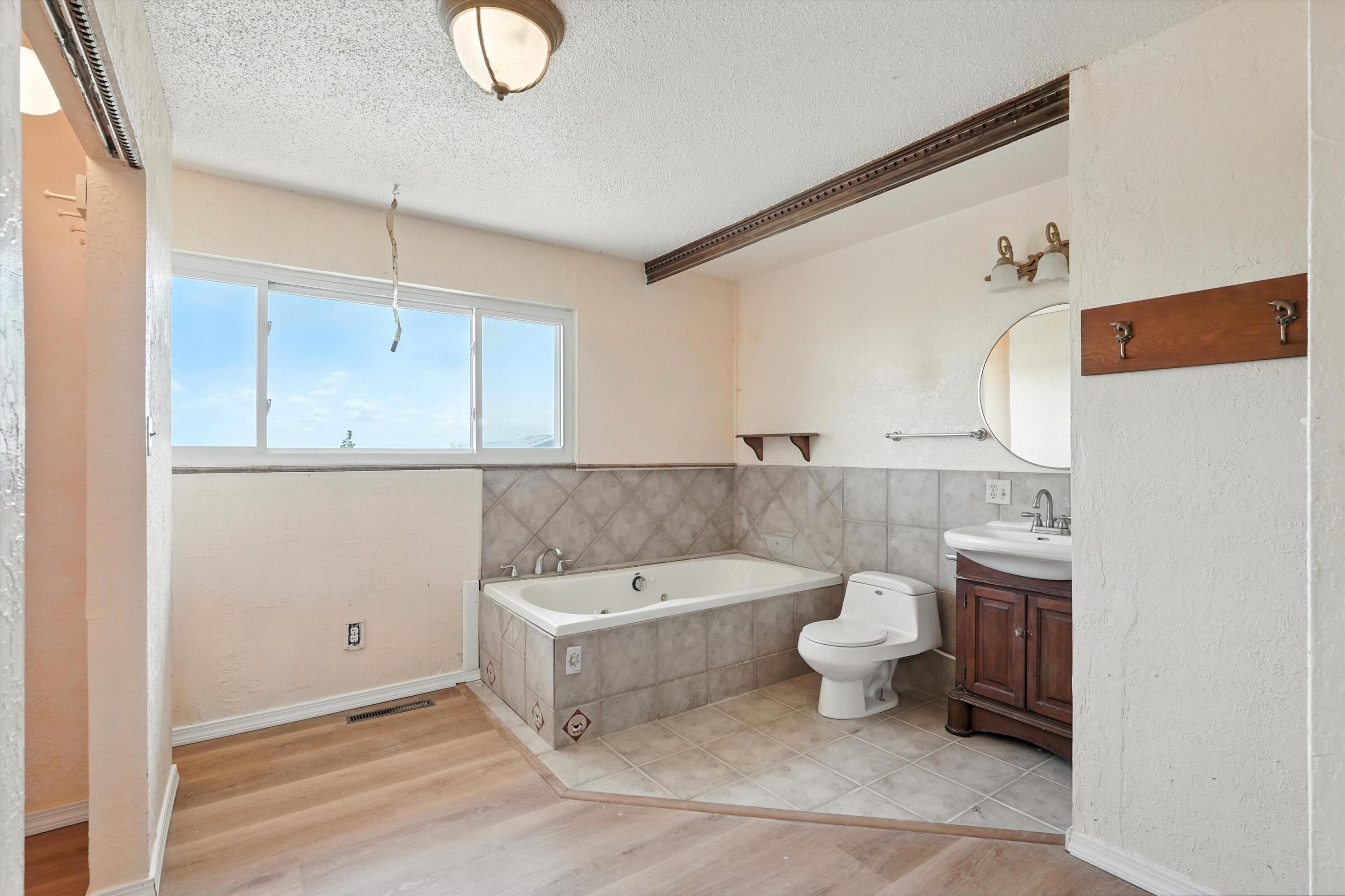 211 STATE HIGHWAY 41