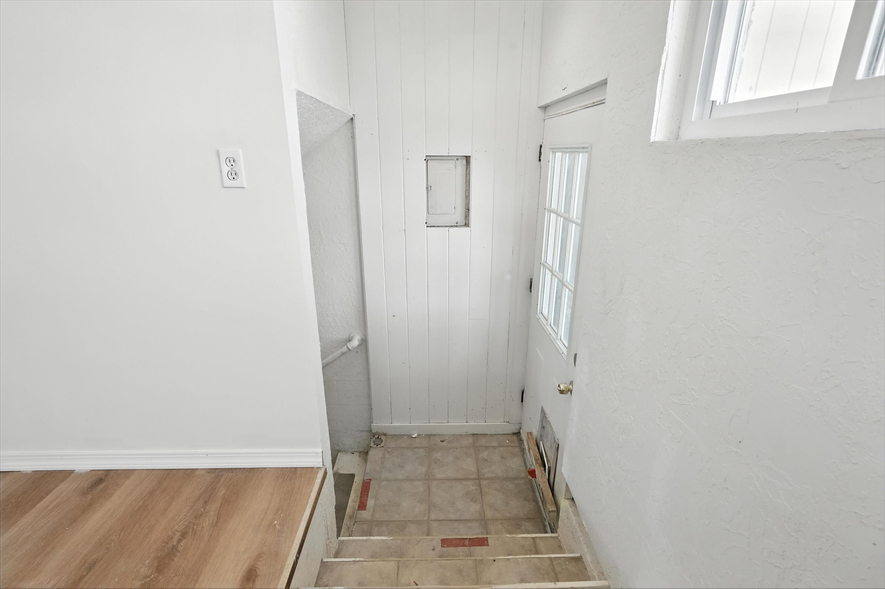 211 STATE HIGHWAY 41