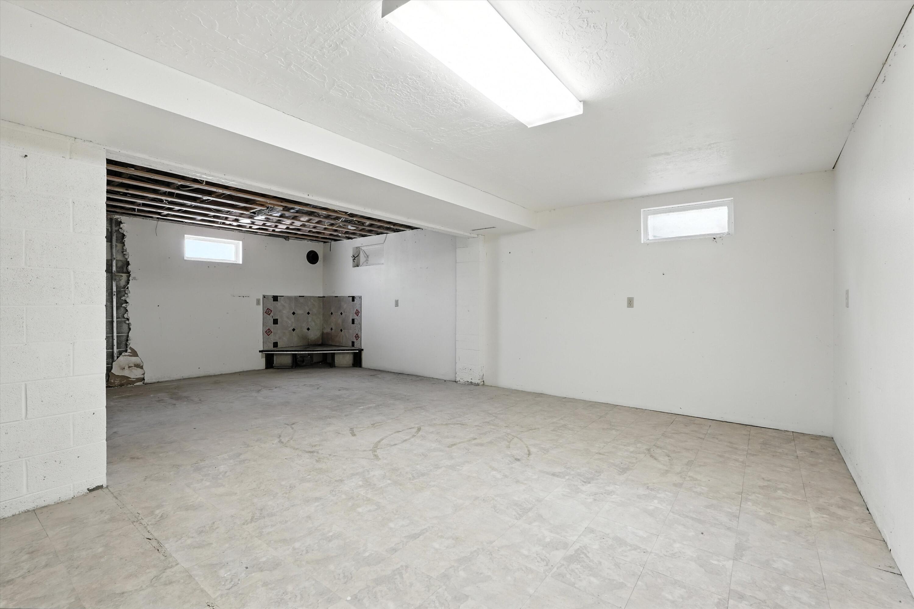 211 STATE HIGHWAY 41