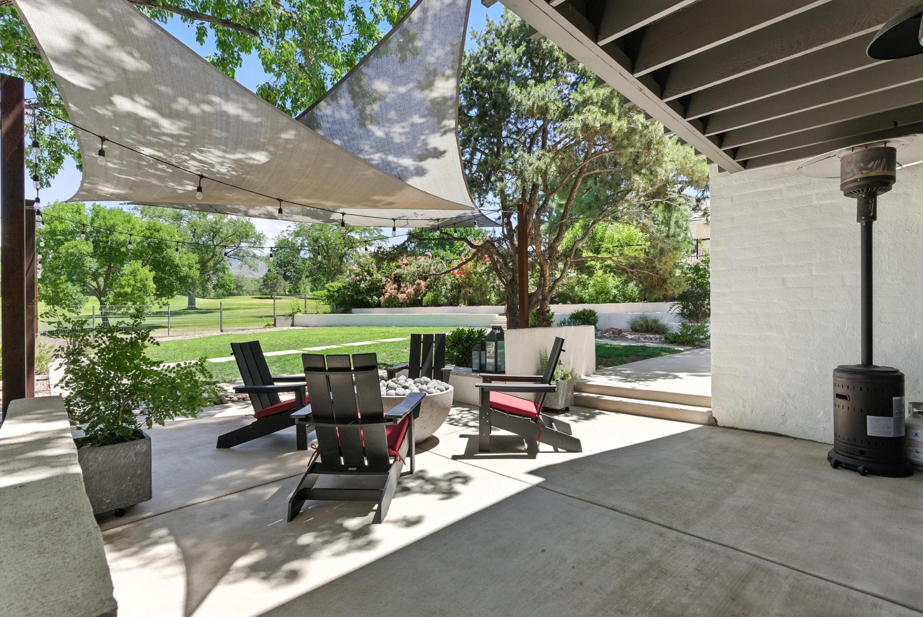 1111 CUATRO CERROS Trail SE