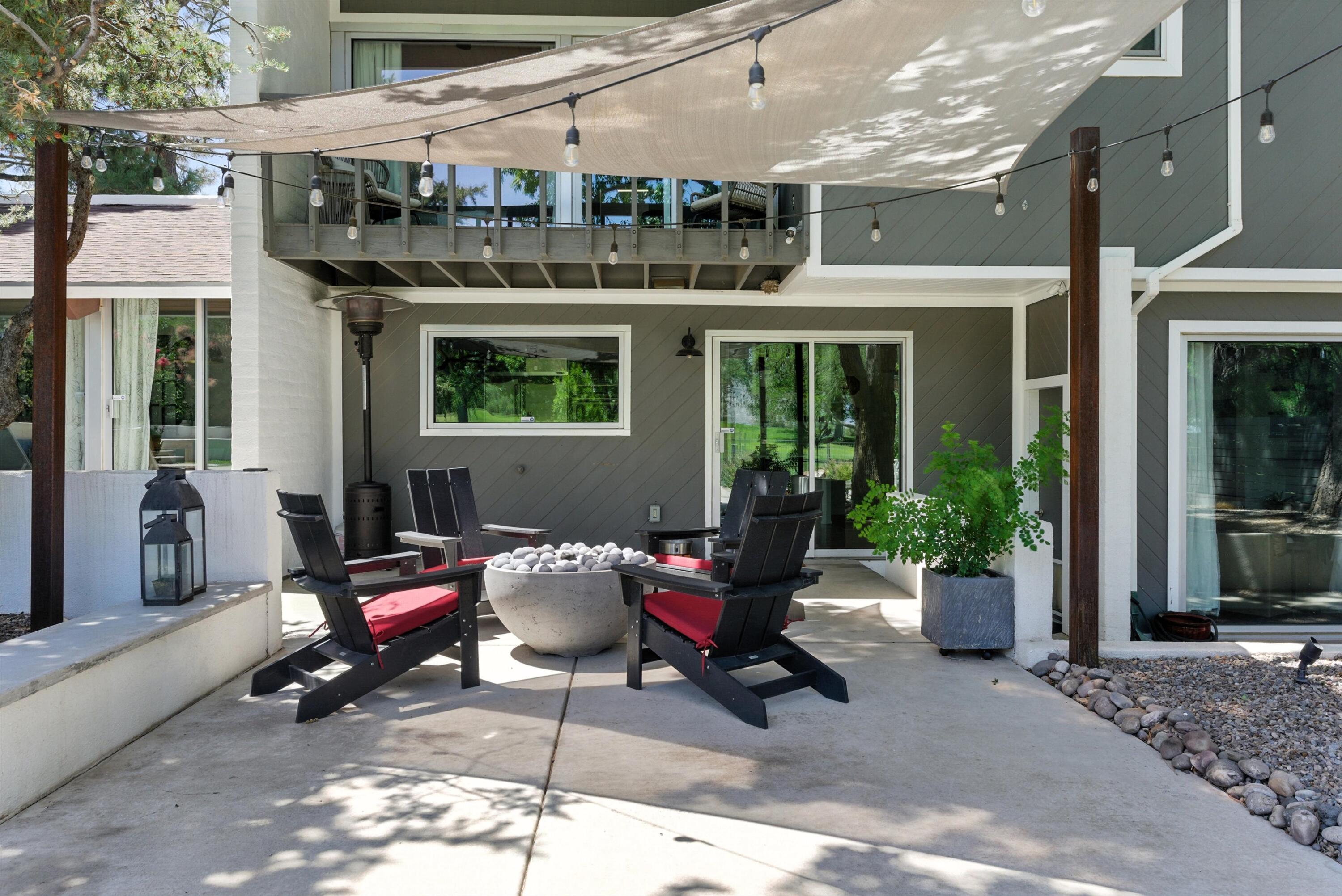 1111 CUATRO CERROS Trail SE