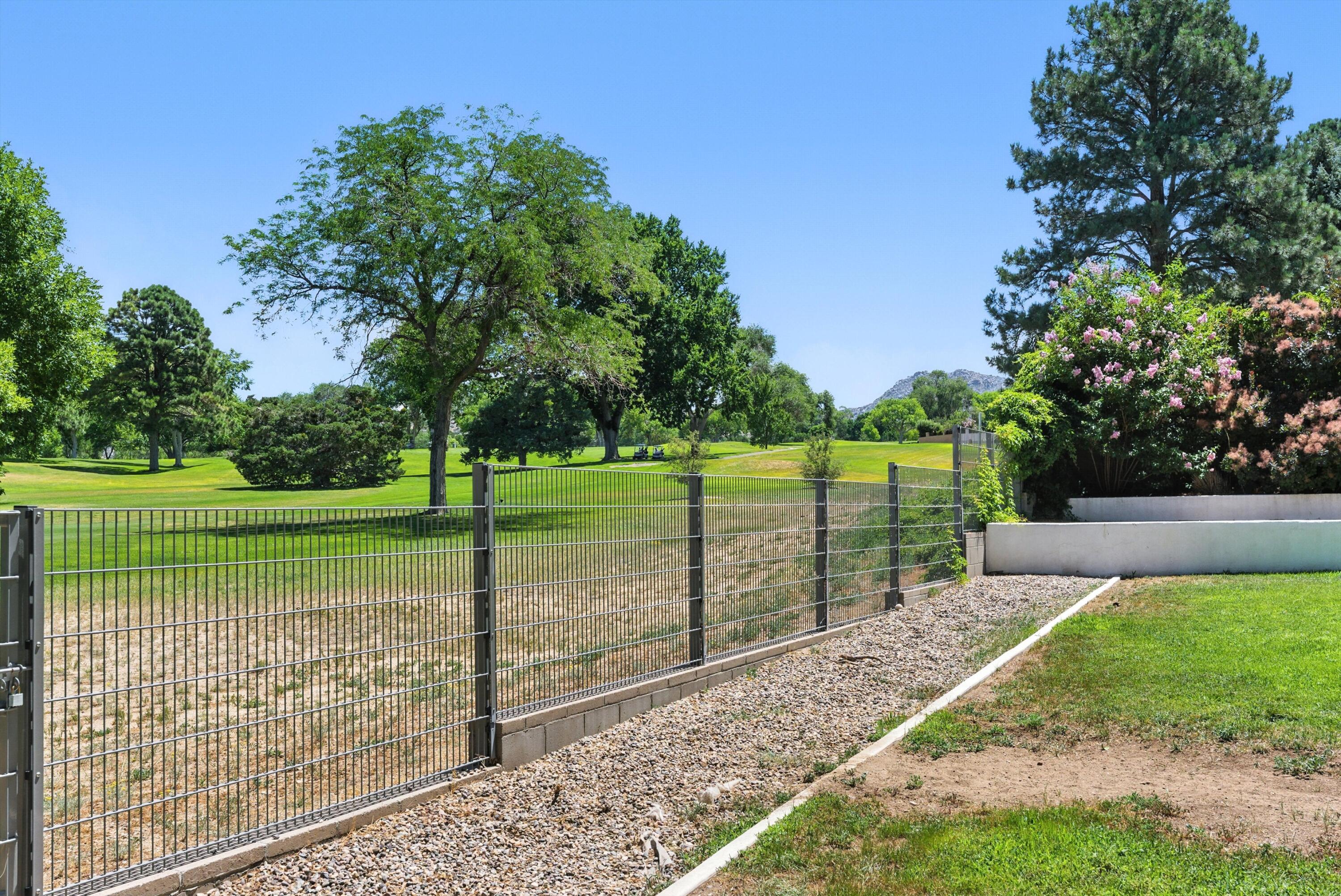 1111 CUATRO CERROS Trail SE