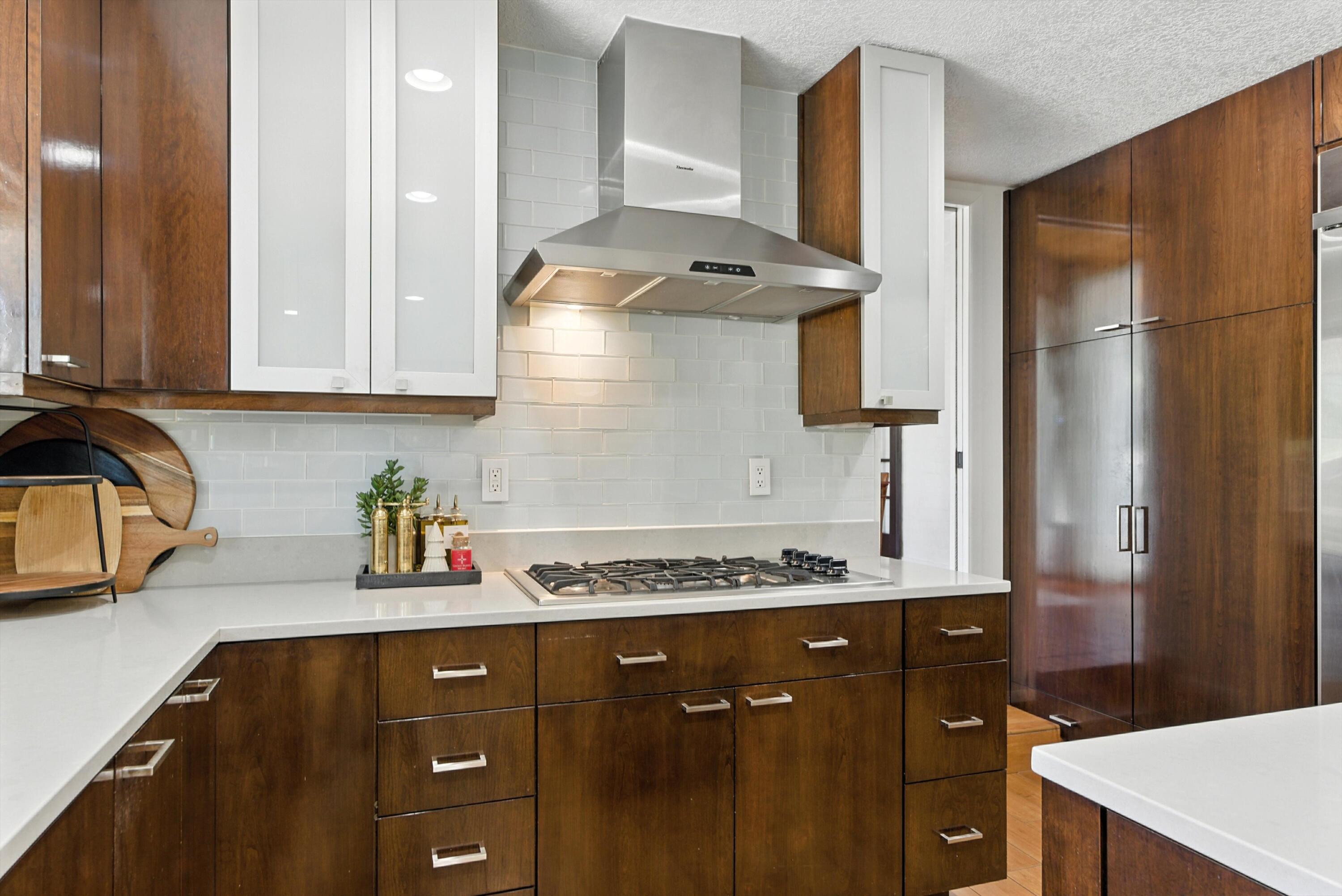 1111 CUATRO CERROS Trail SE