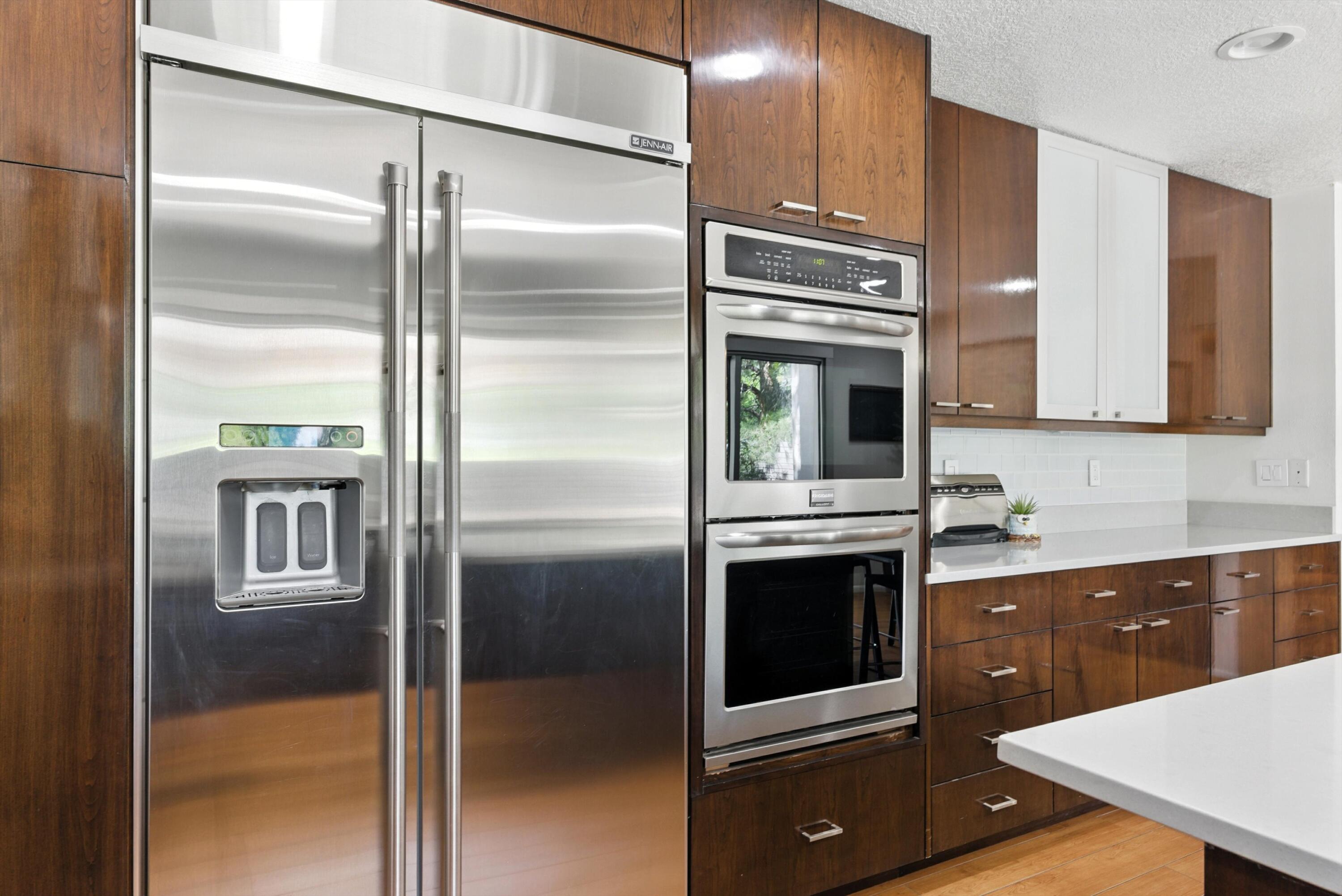 1111 CUATRO CERROS Trail SE