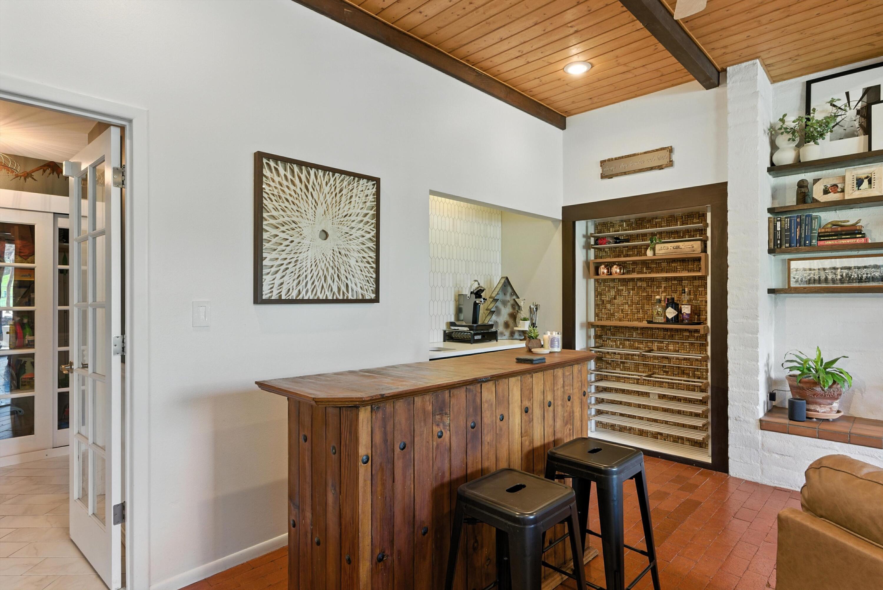 1111 CUATRO CERROS Trail SE