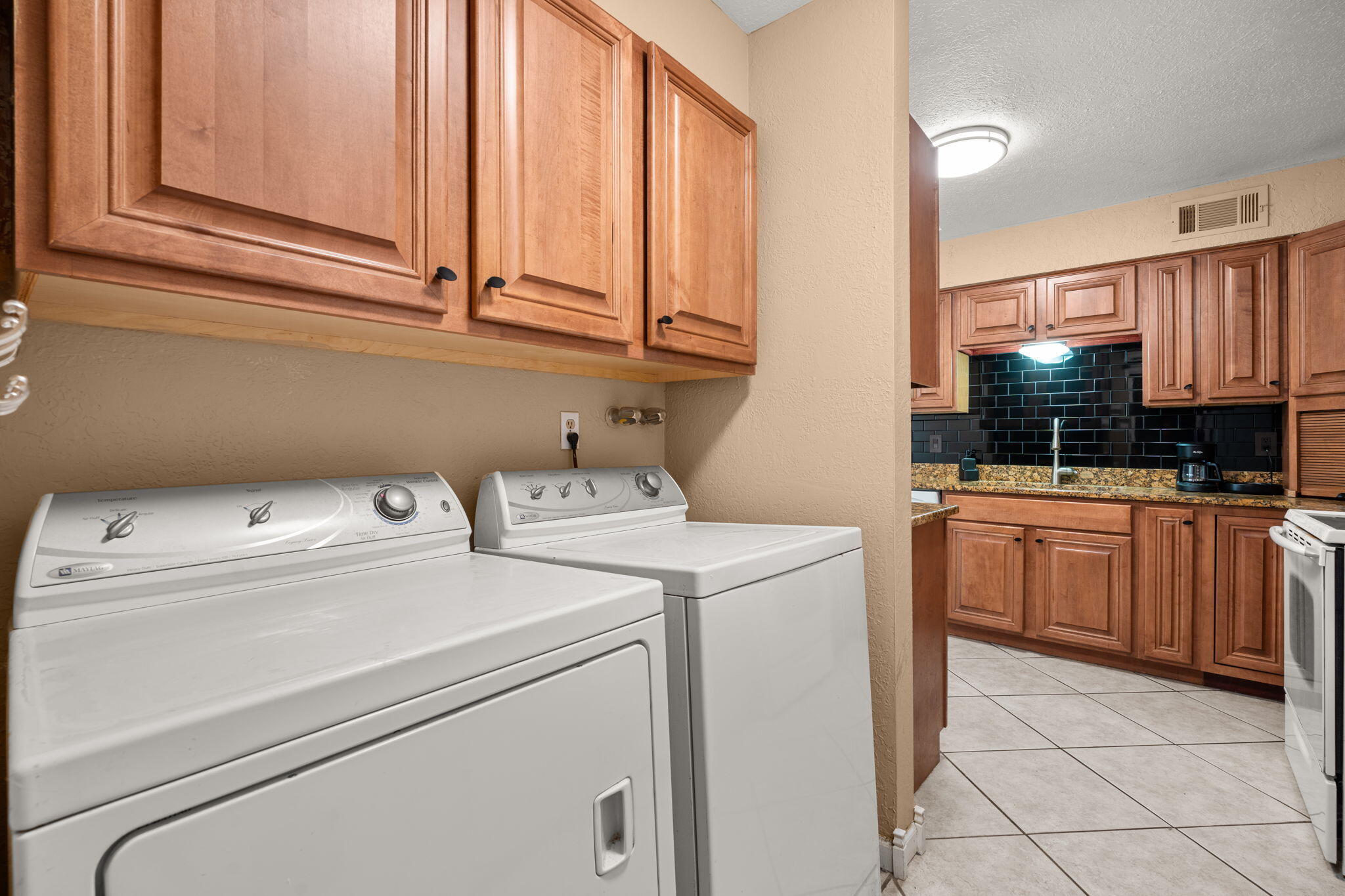 4725 SAN PEDRO Drive NE #6