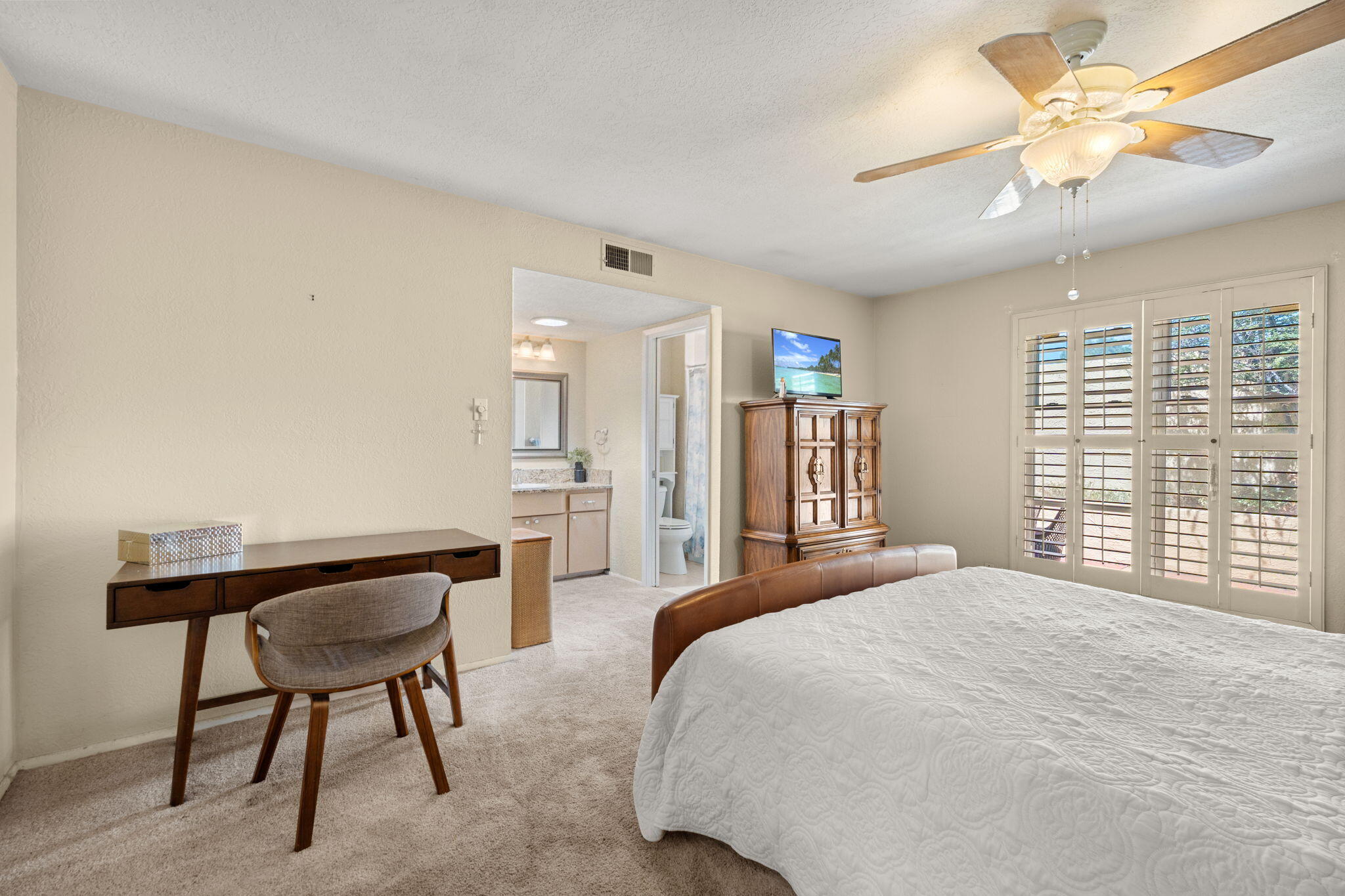 4725 SAN PEDRO Drive NE #6