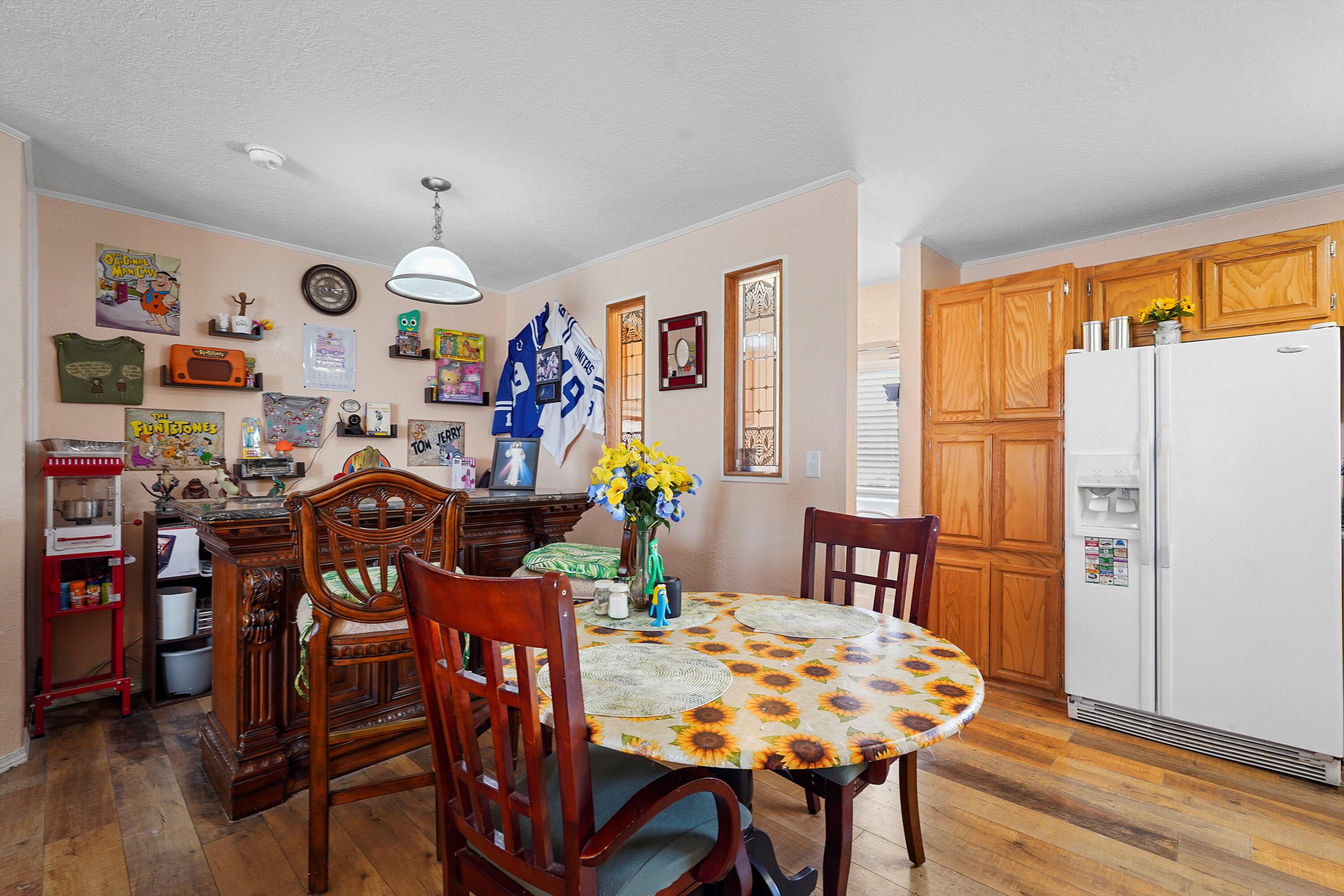 3 TOLEDO Avenue