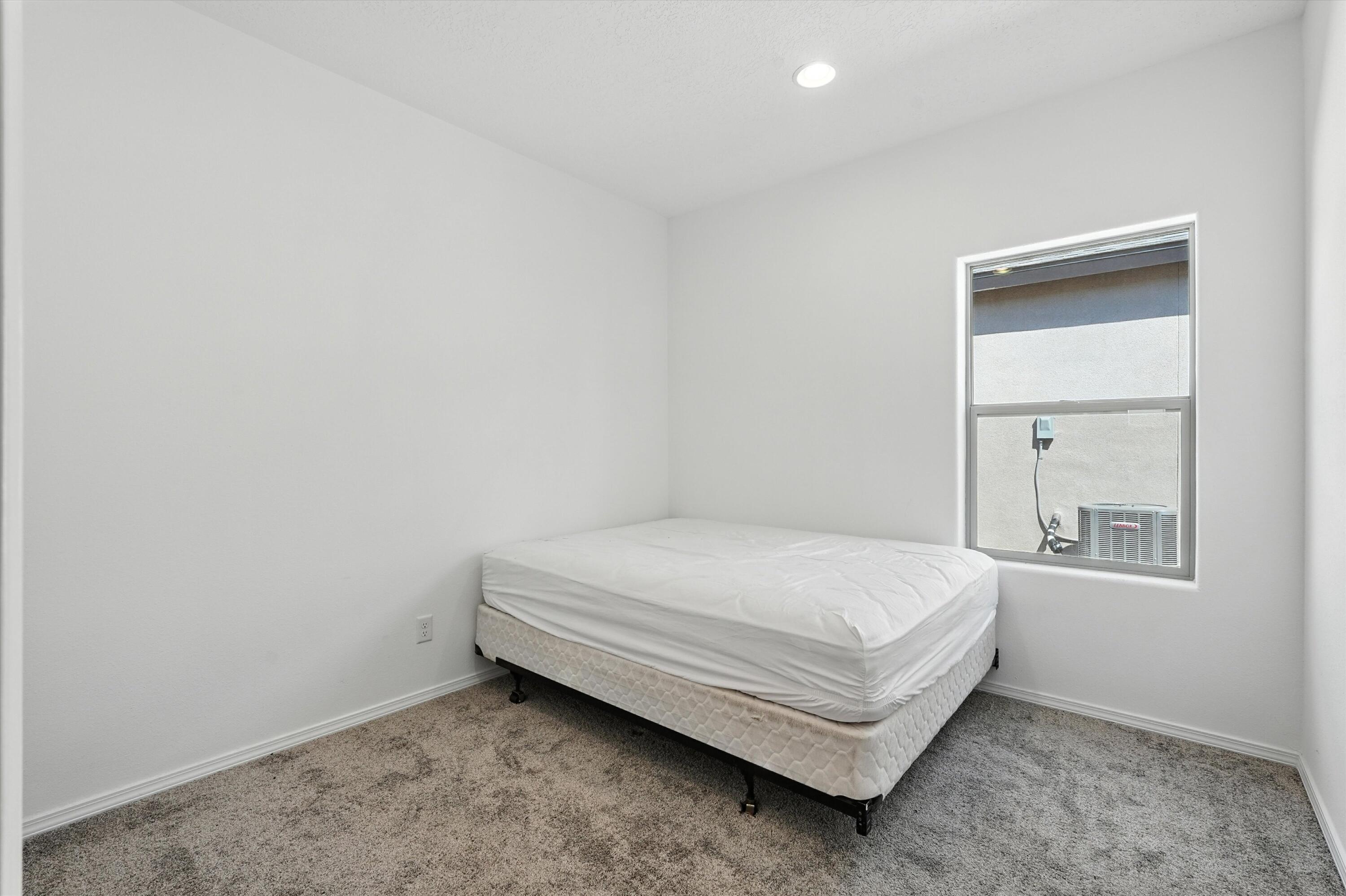 128 PRISM Avenue SW