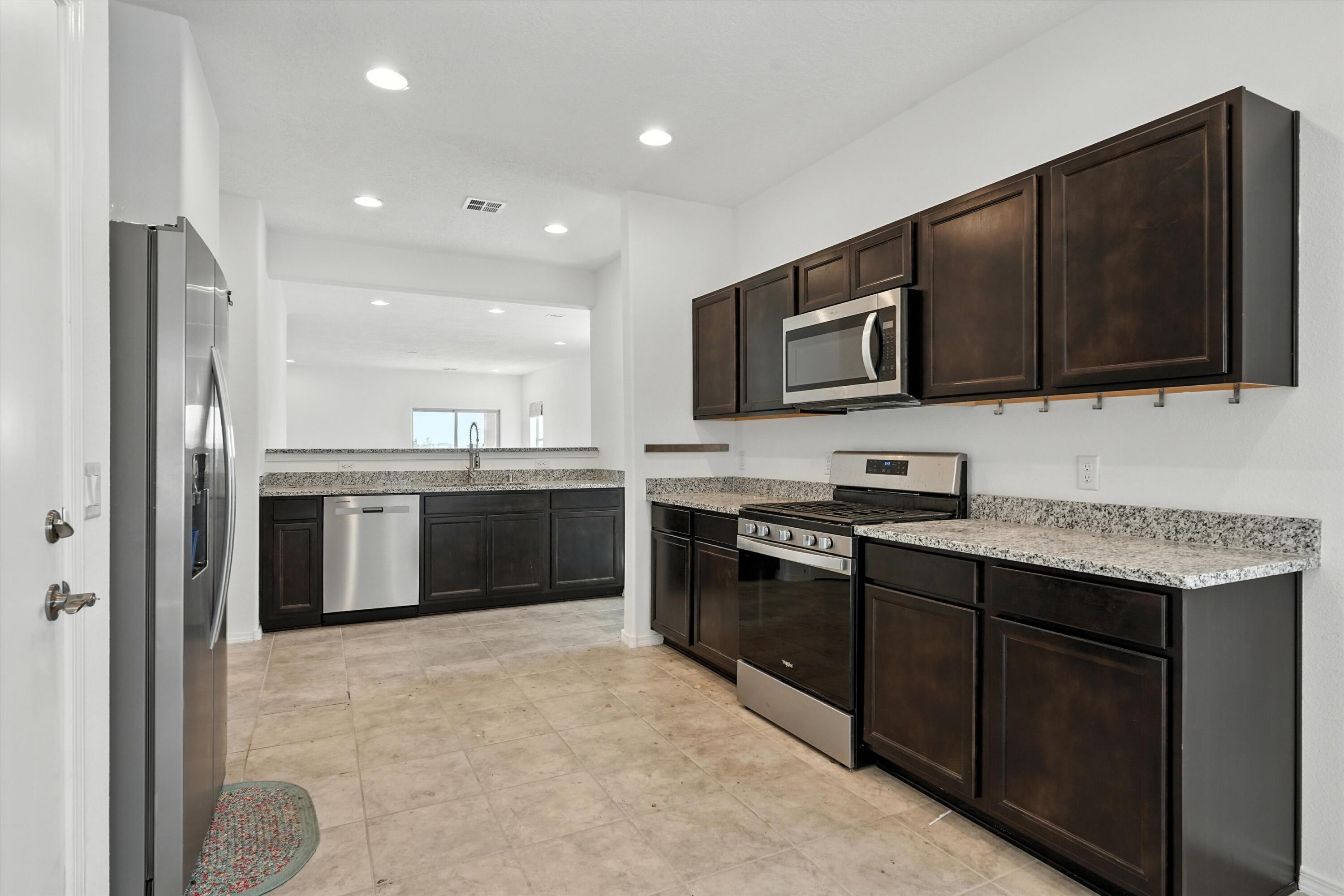 128 PRISM Avenue SW