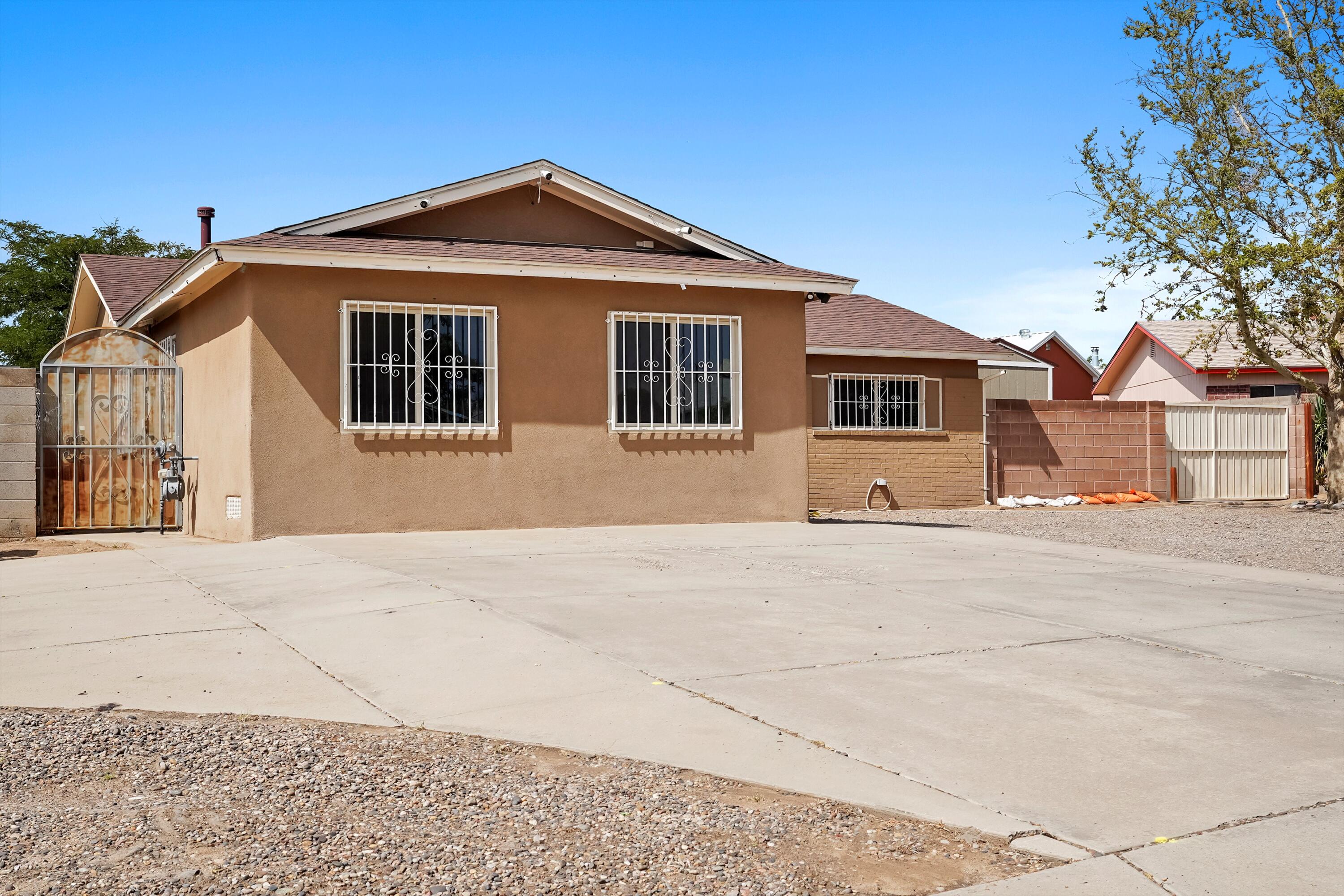 8600 KIMELA Court SW