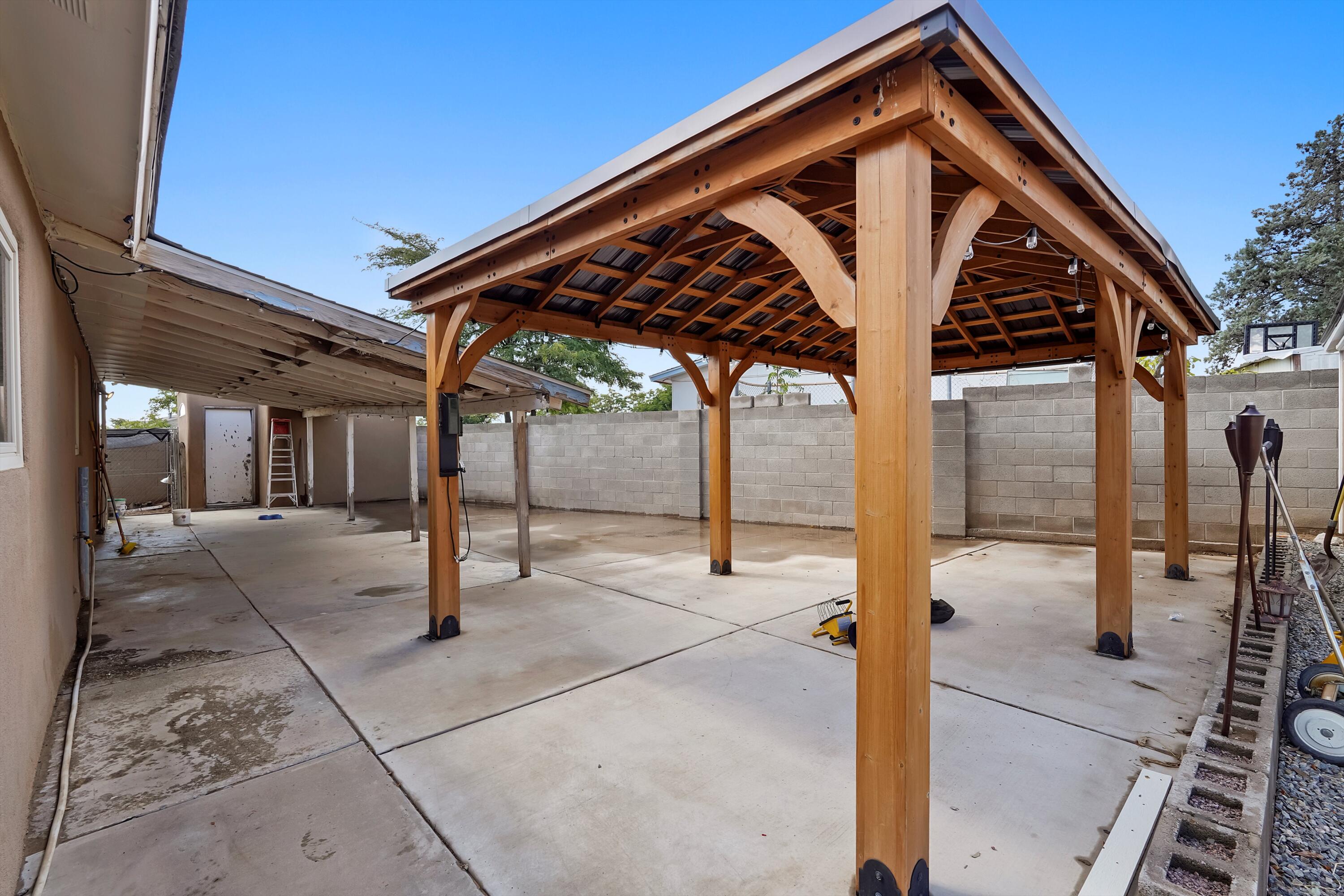 8600 KIMELA Court SW