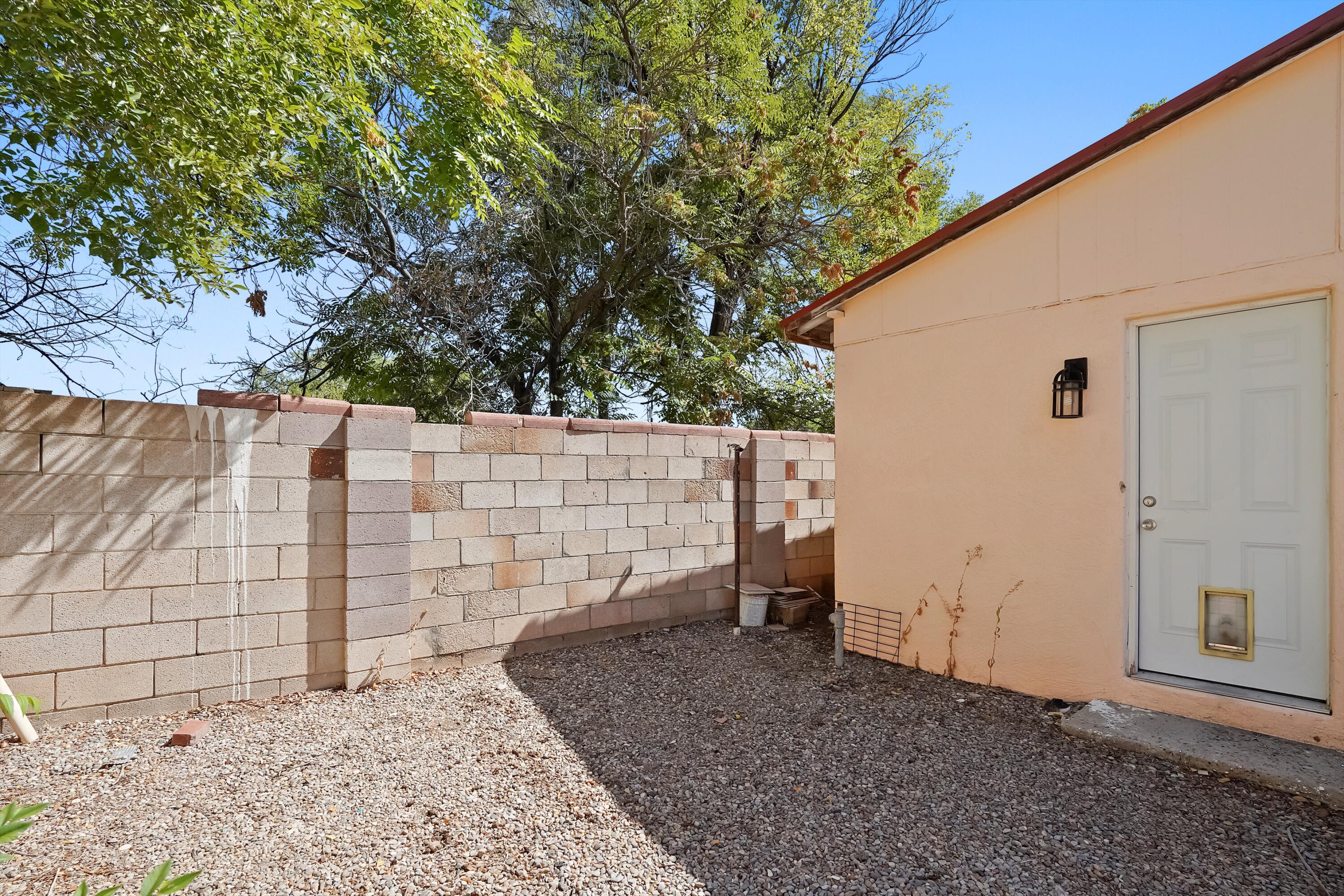 1347 YOUNG Avenue SW