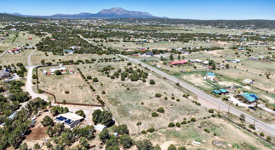 951 Moutain Valley Road Road