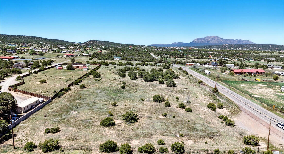 951 Moutain Valley Road Road