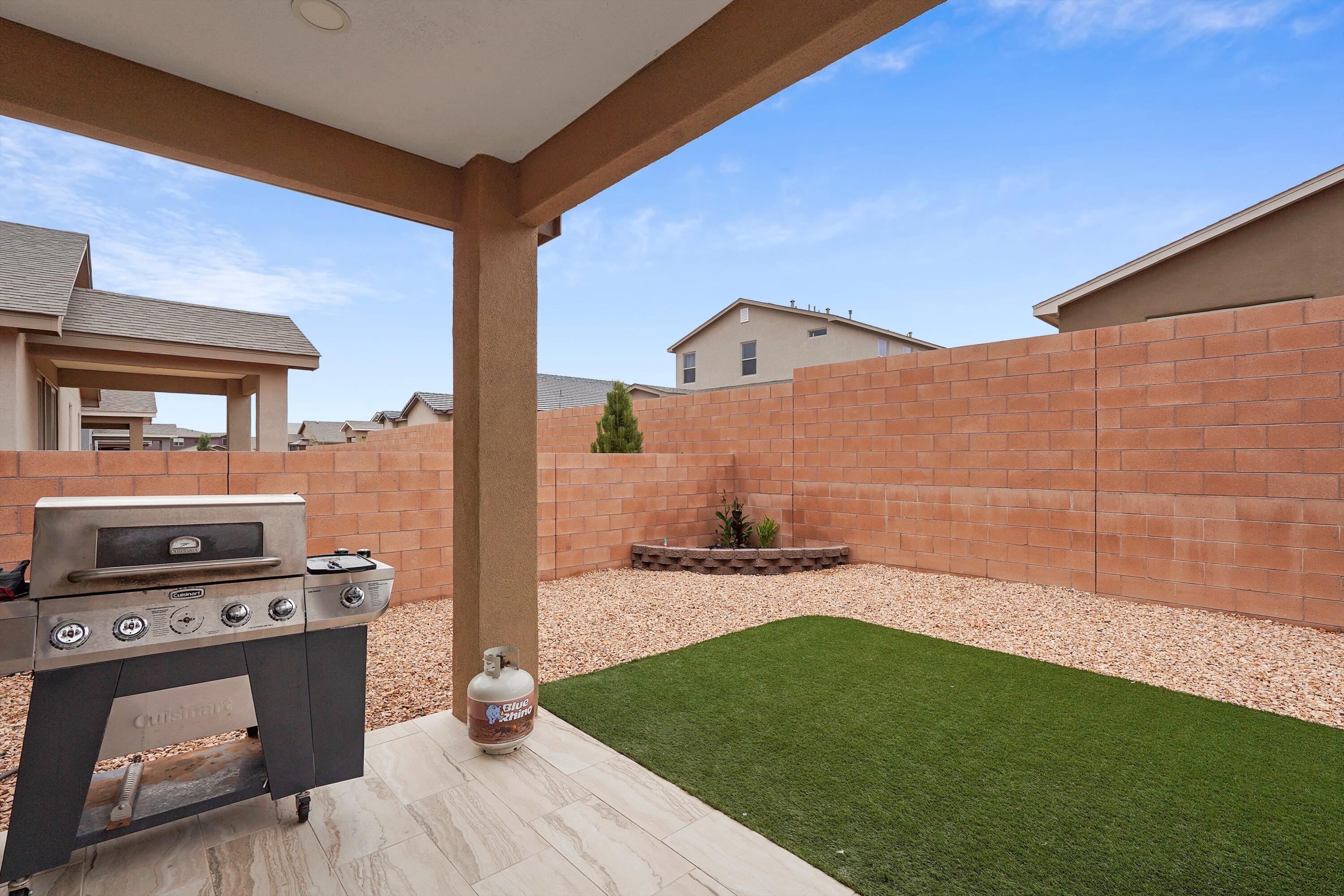 2554 CAMINO PLATA Loop NE