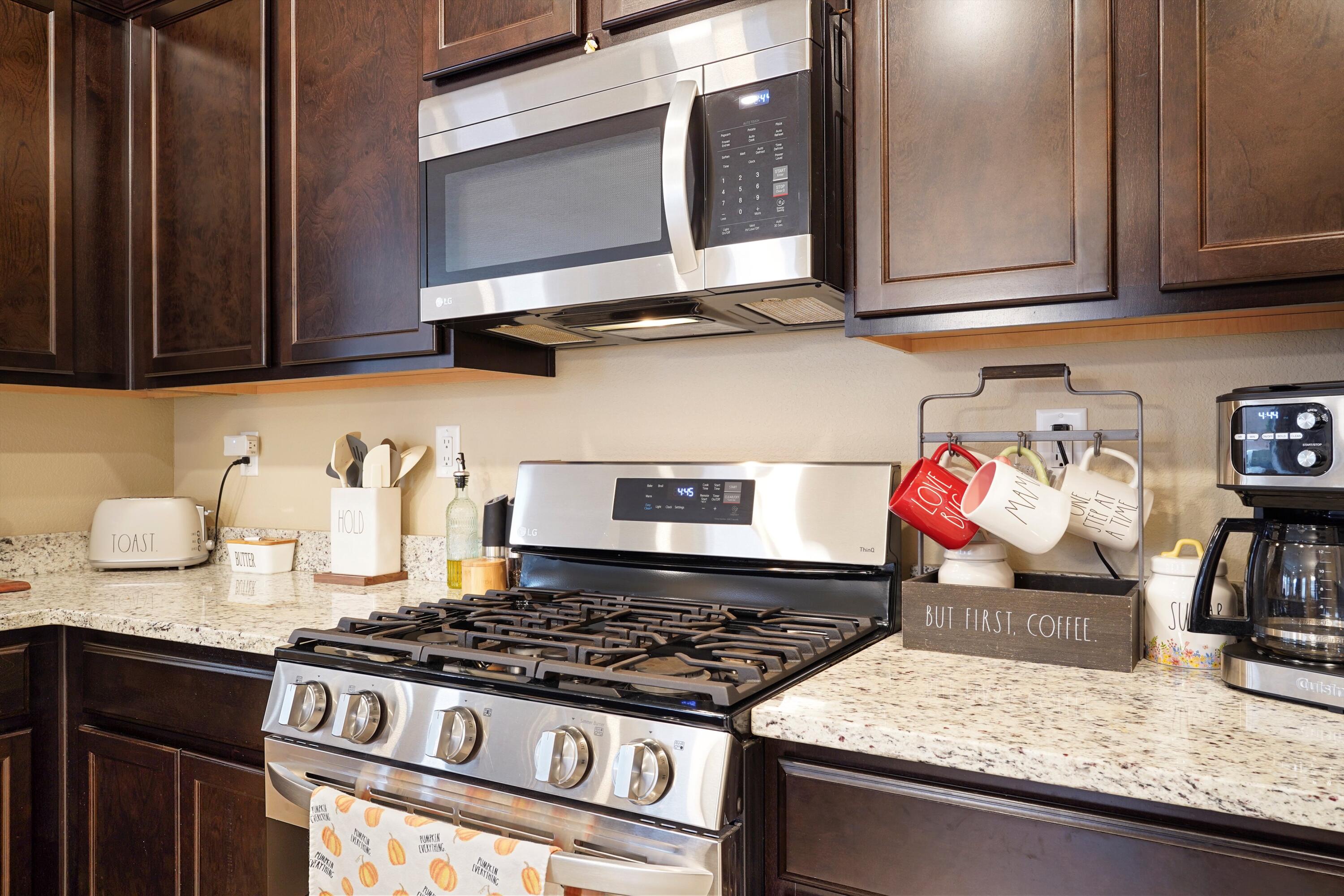 2554 CAMINO PLATA Loop NE