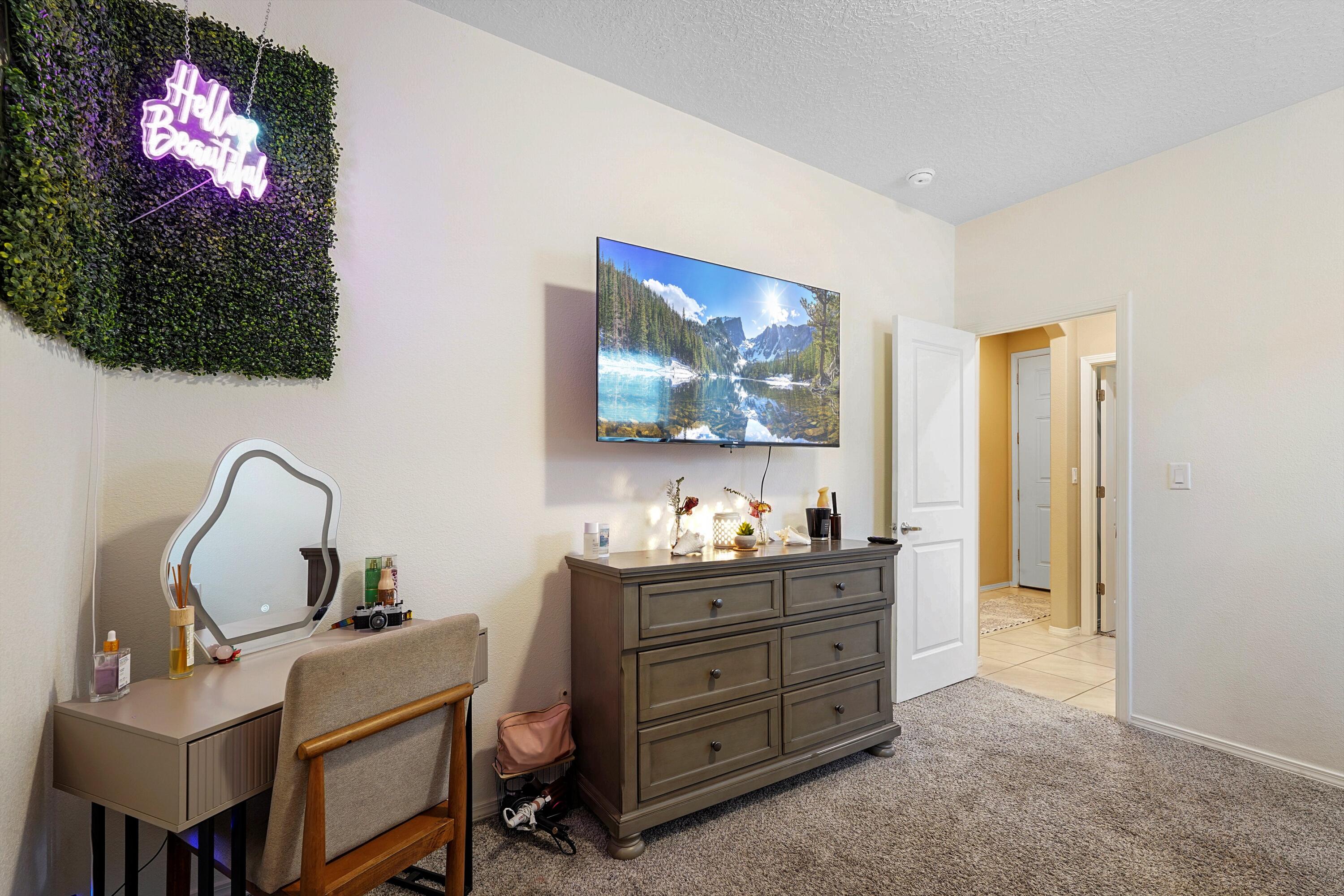 2554 CAMINO PLATA Loop NE