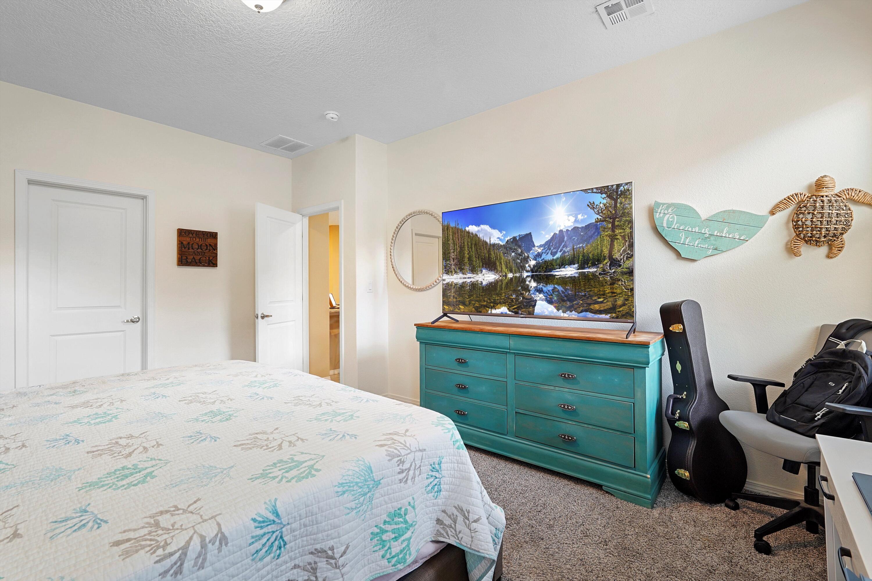 2554 CAMINO PLATA Loop NE