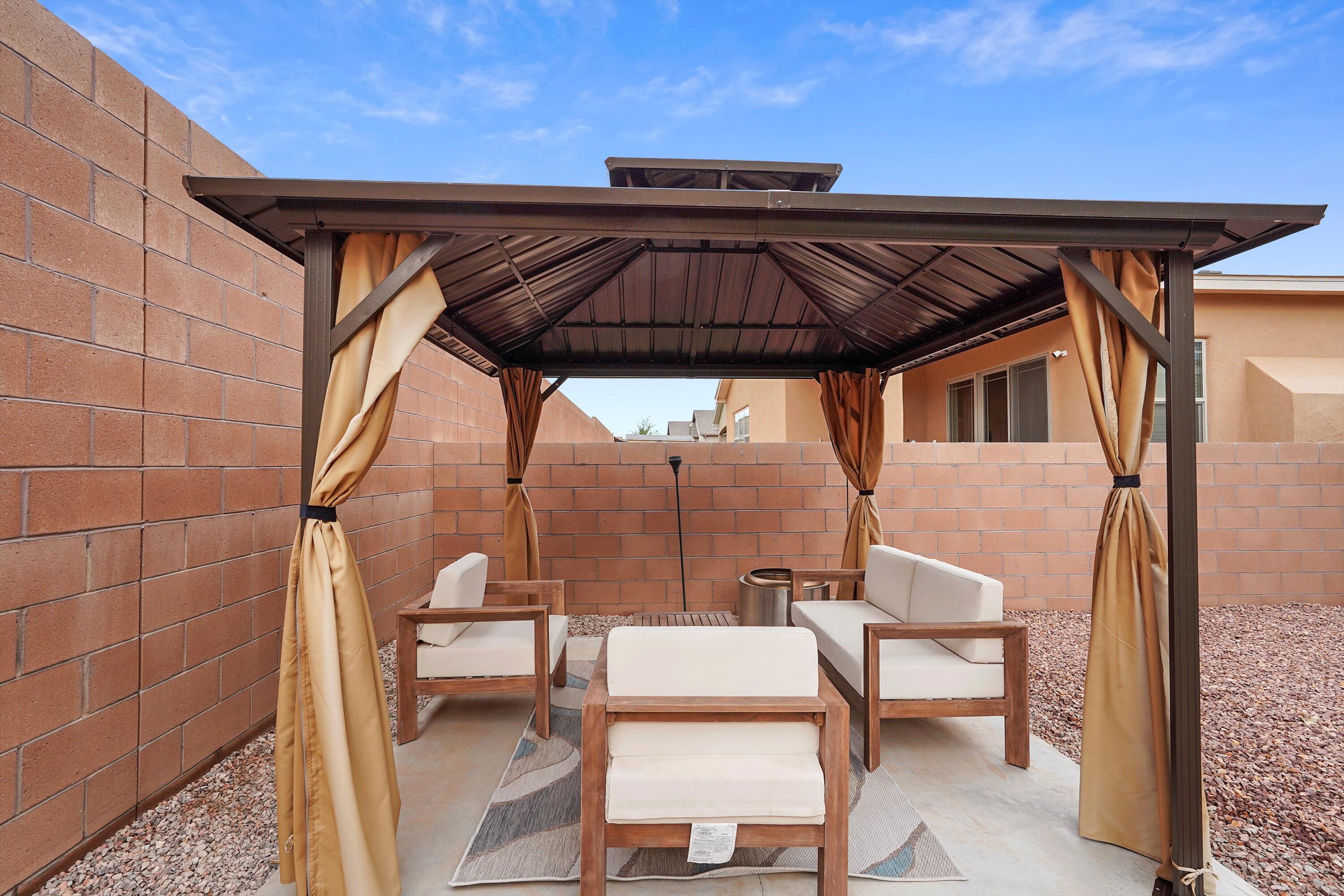 2554 CAMINO PLATA Loop NE