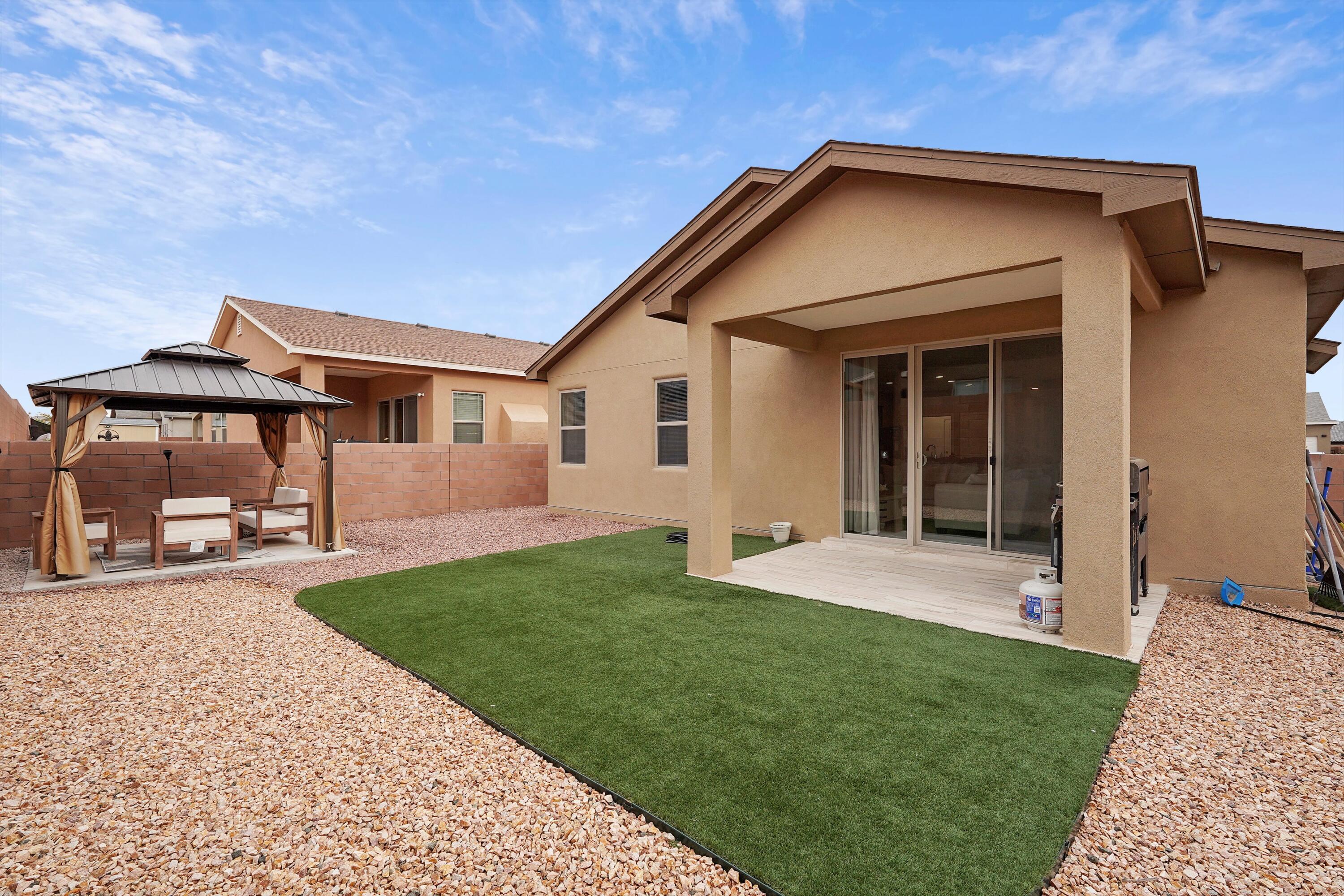 2554 CAMINO PLATA Loop NE