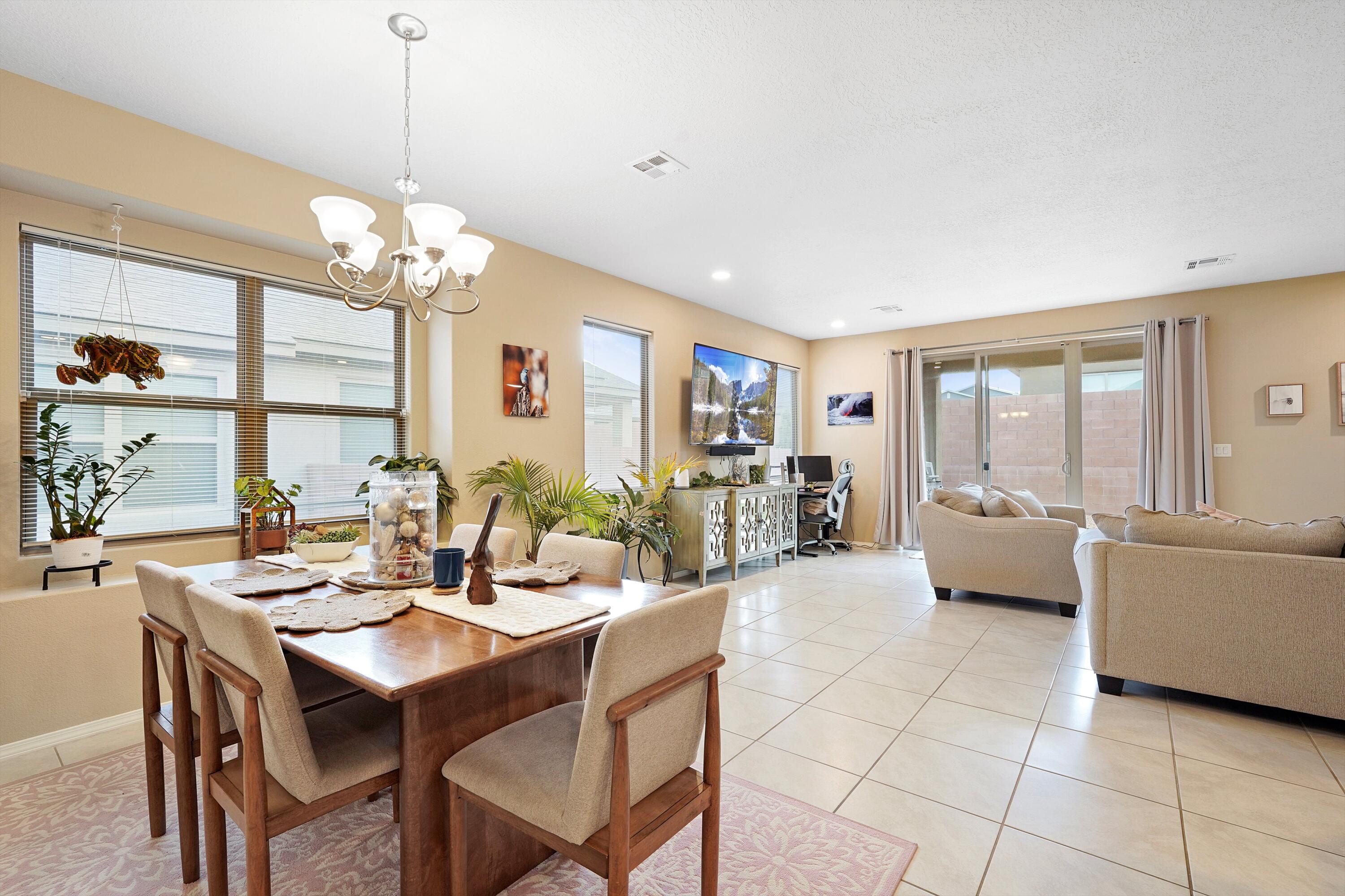 2554 CAMINO PLATA Loop NE