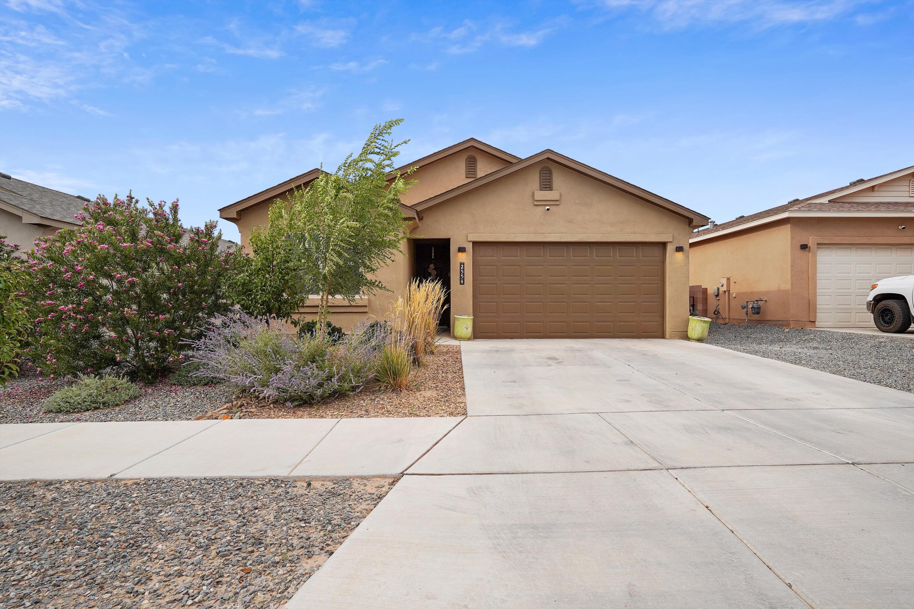 2554 CAMINO PLATA Loop NE