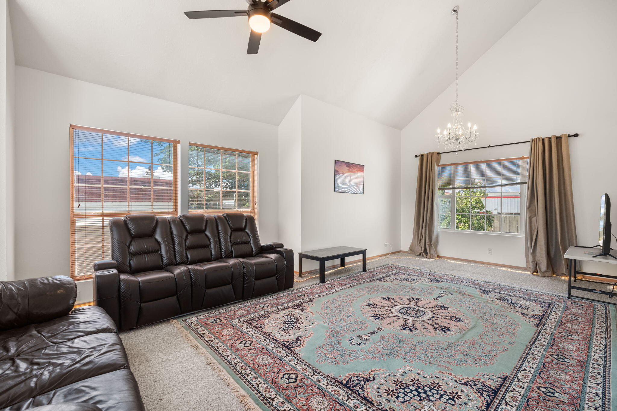 1209 Paisano Street NE