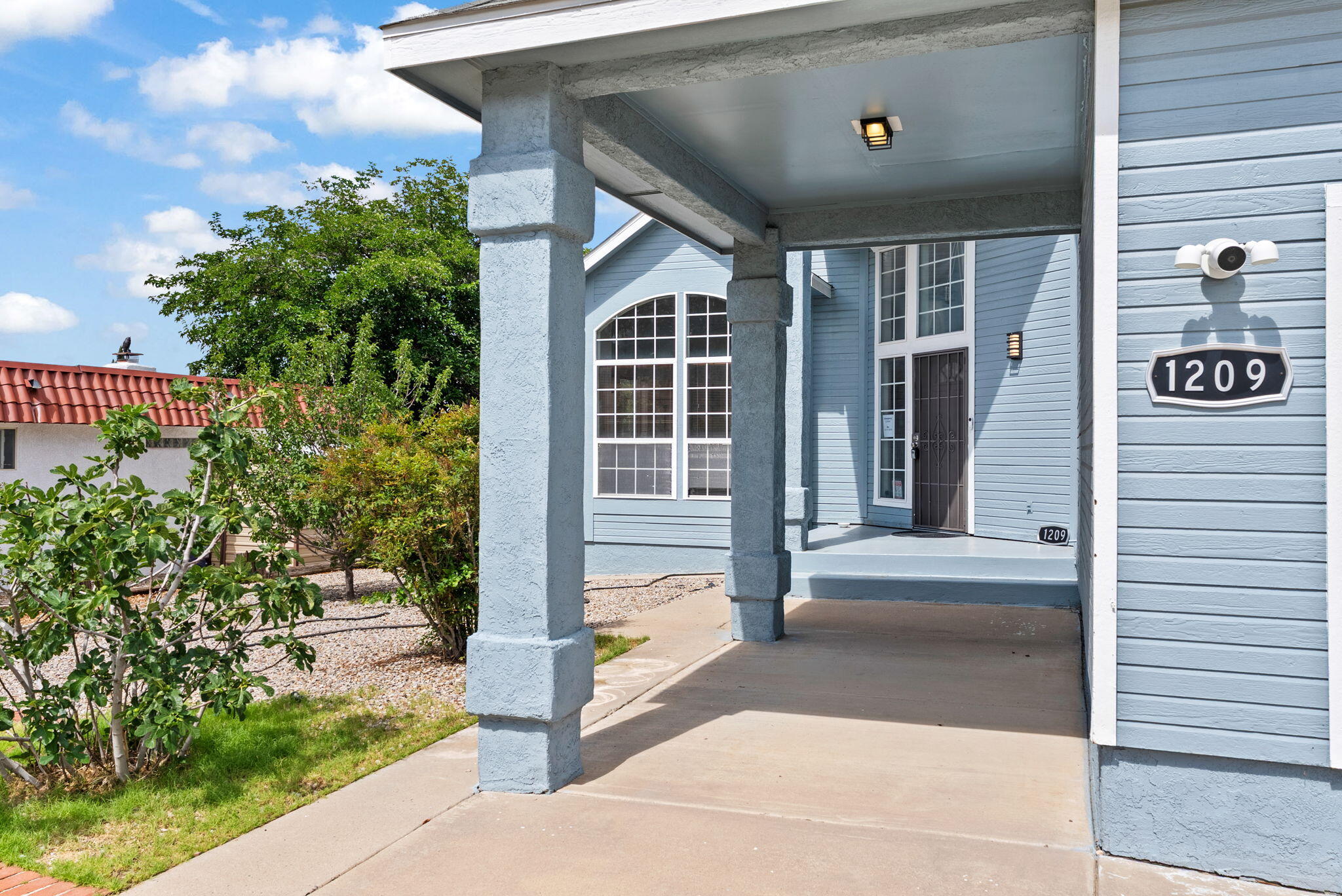 1209 Paisano Street NE