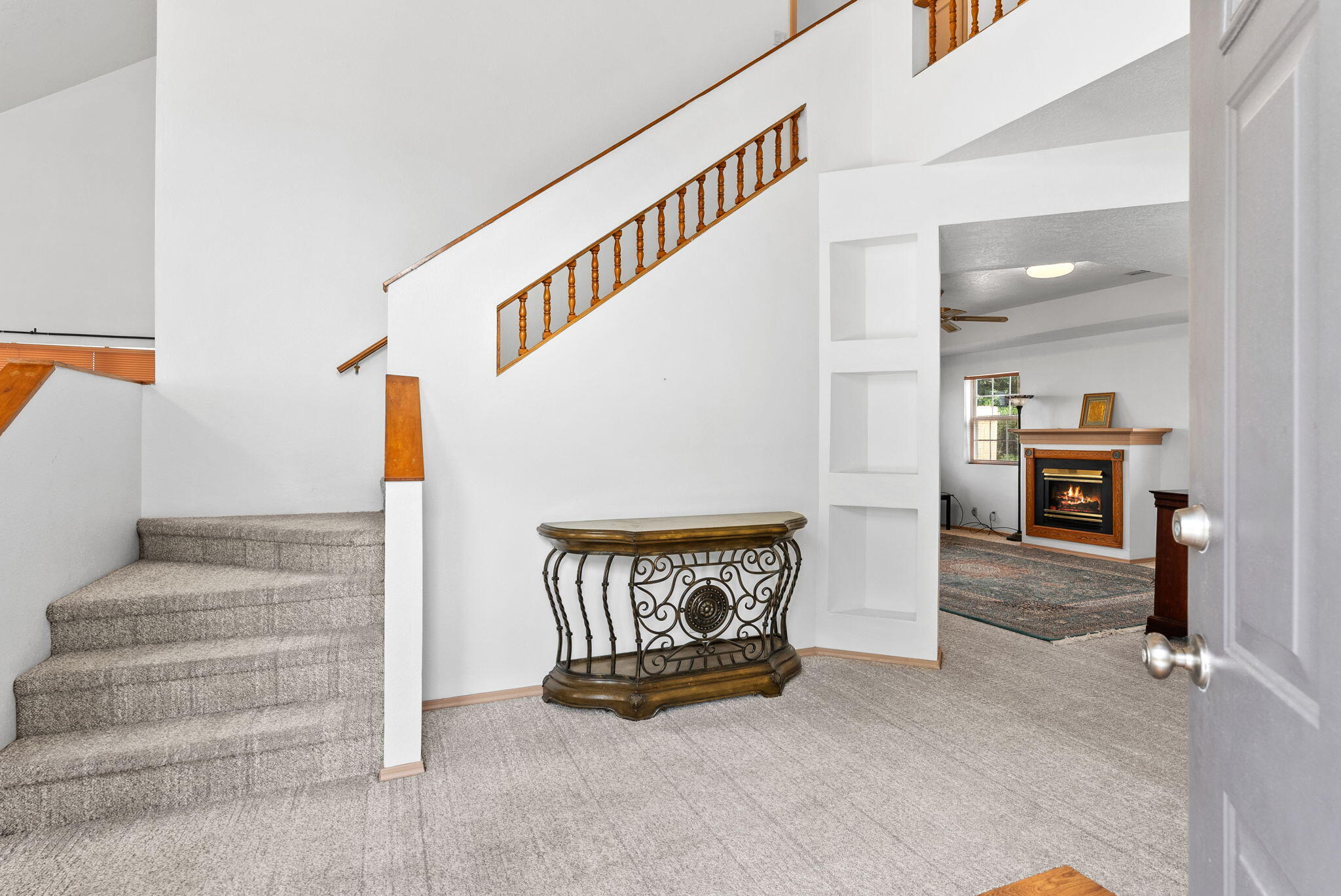 1209 Paisano Street NE