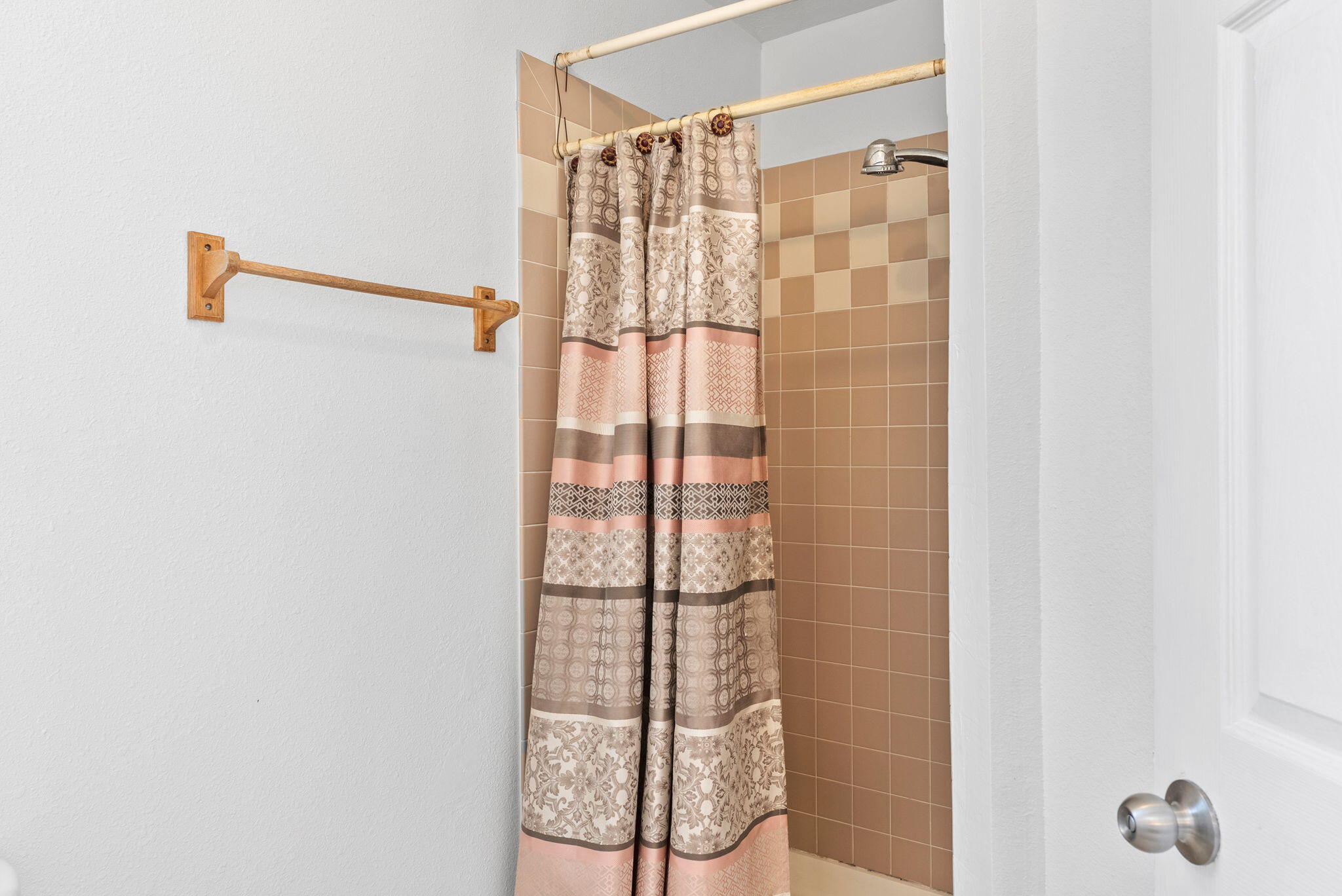 1209 Paisano Street NE