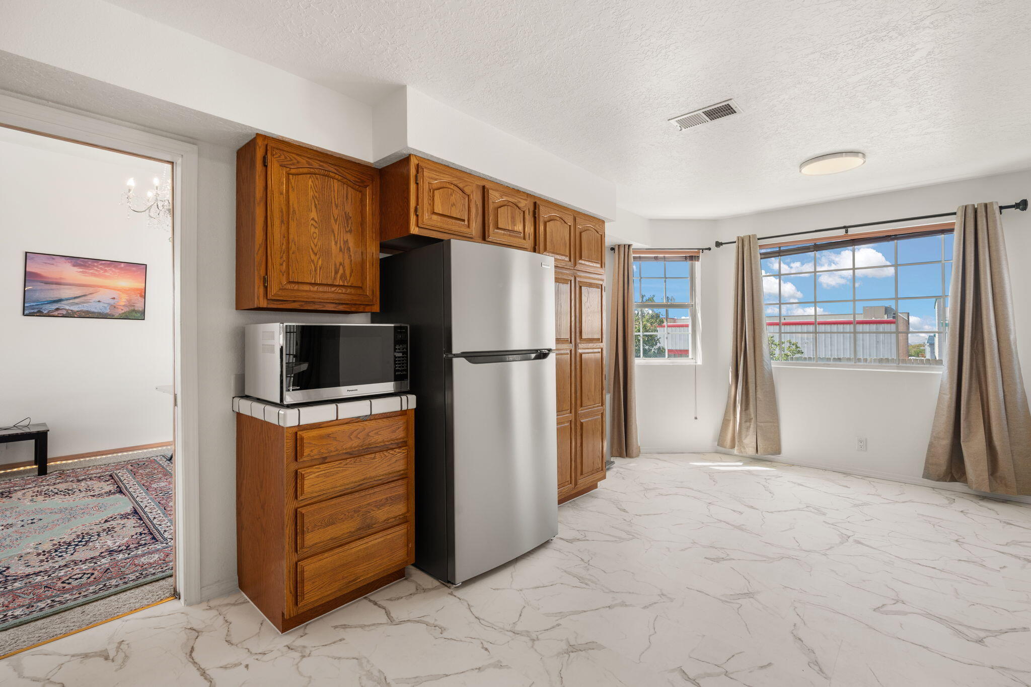 1209 Paisano Street NE