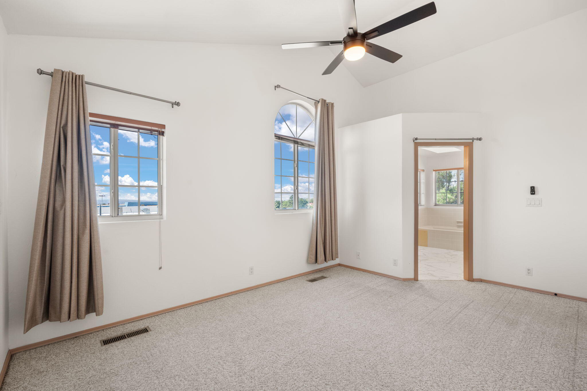 1209 Paisano Street NE