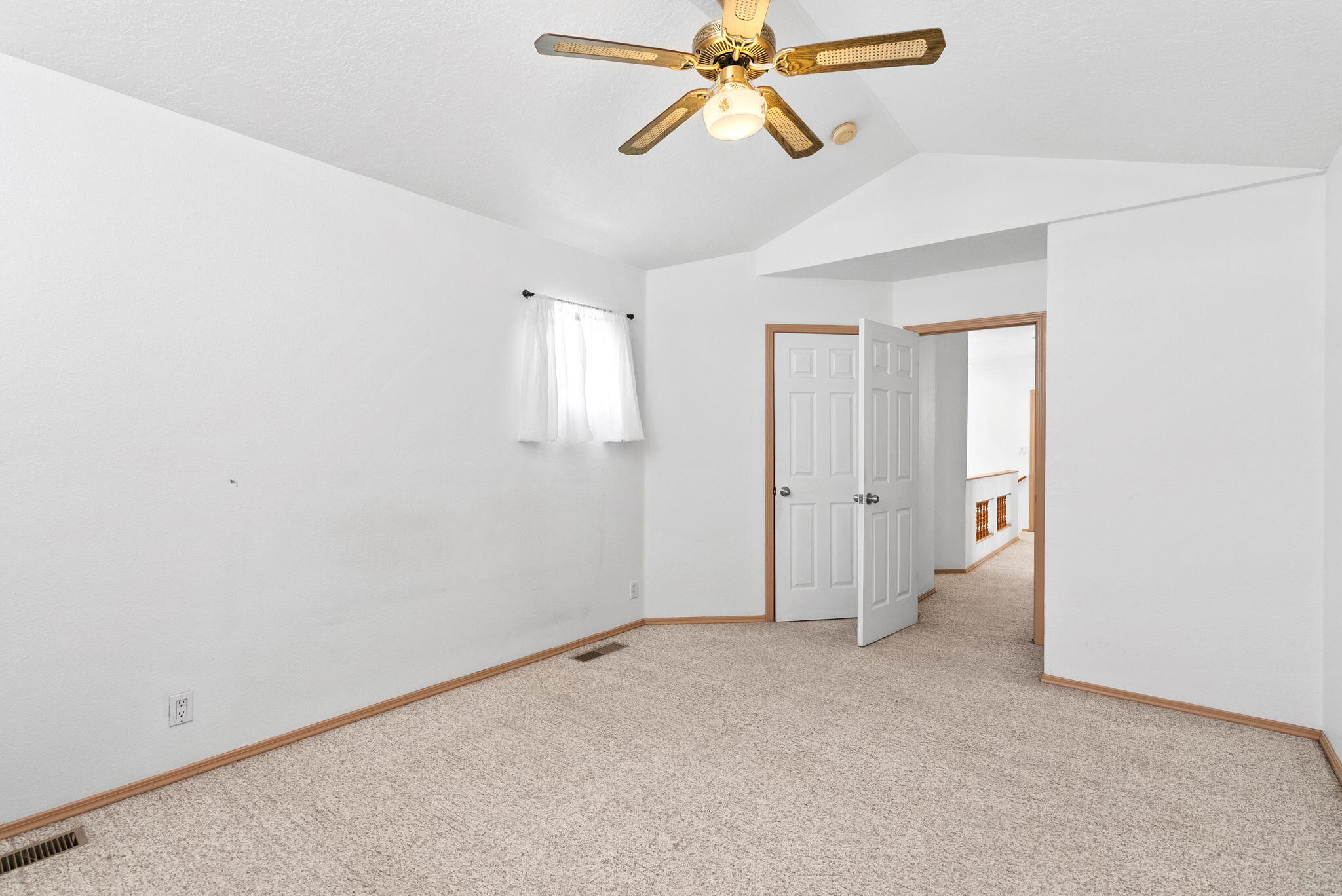 1209 Paisano Street NE