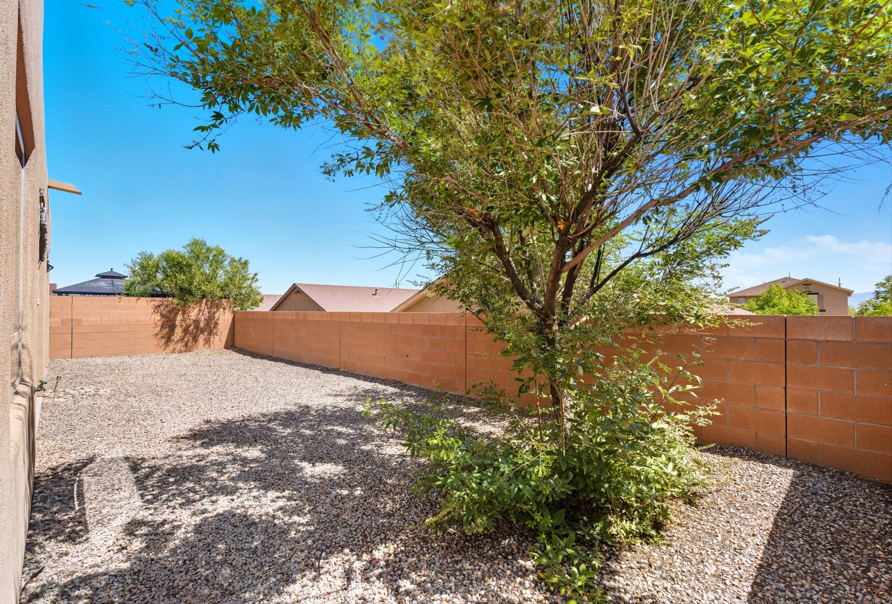 1716 CHISHOLM Trail NE