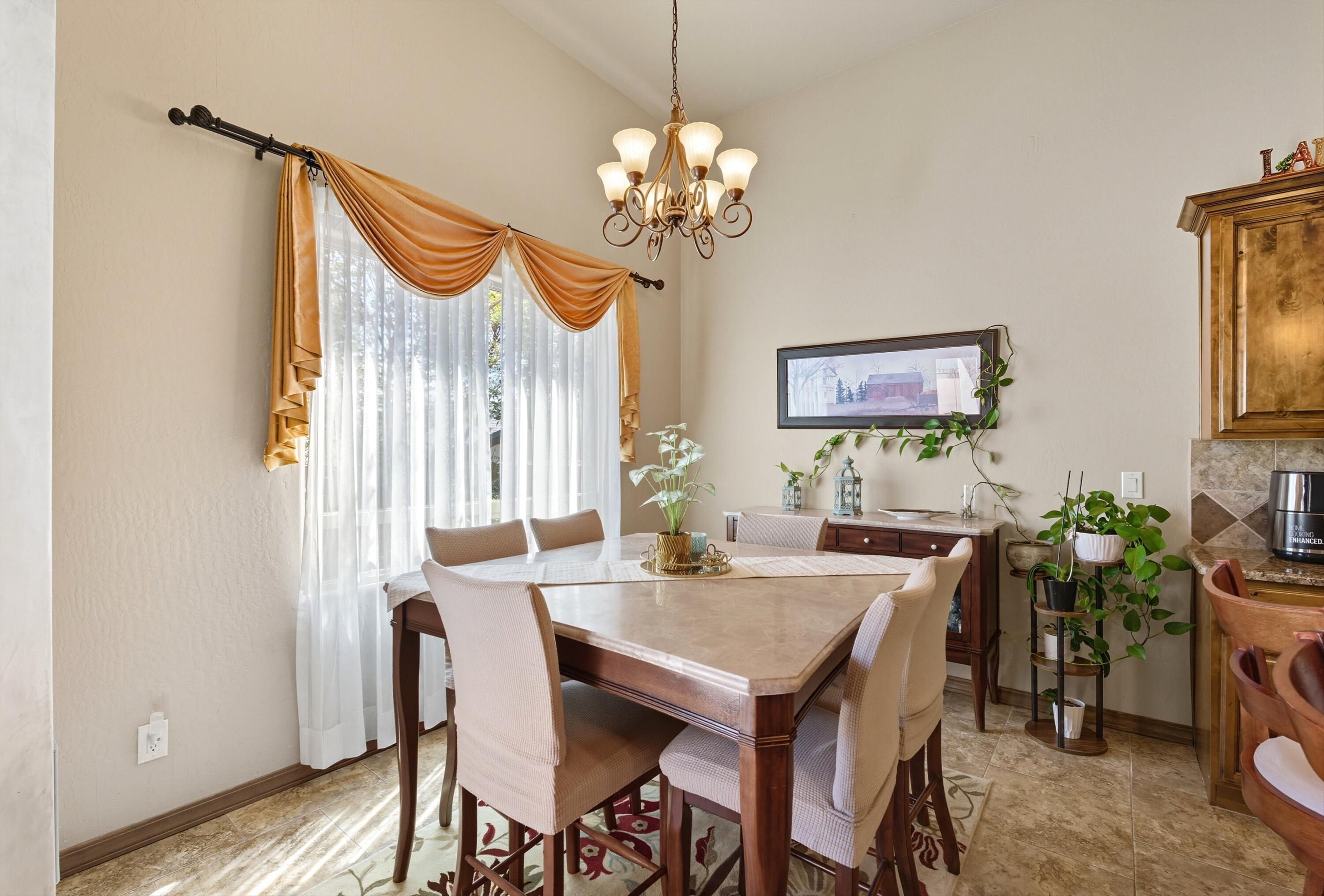 1716 CHISHOLM Trail NE