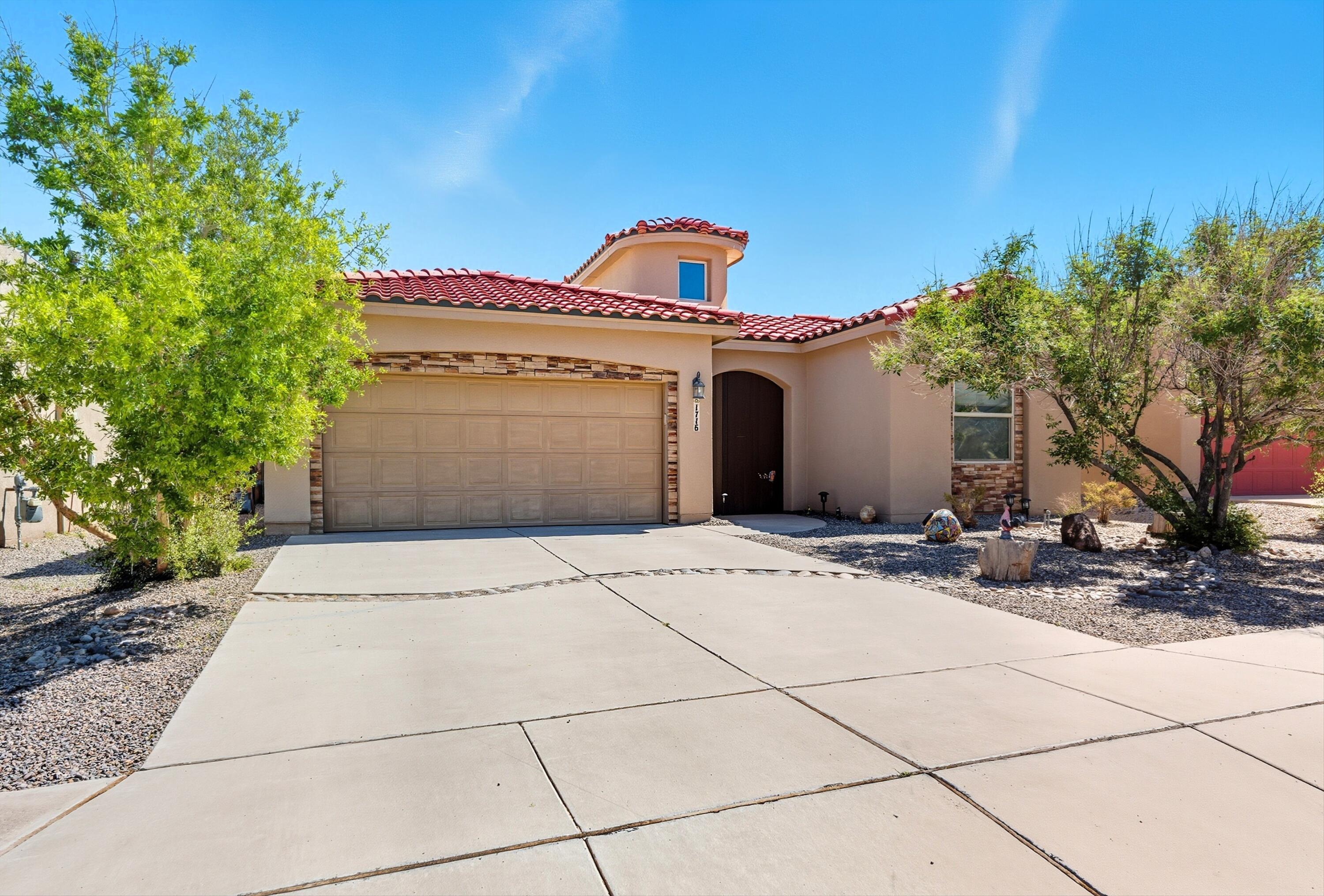 1716 CHISHOLM Trail NE