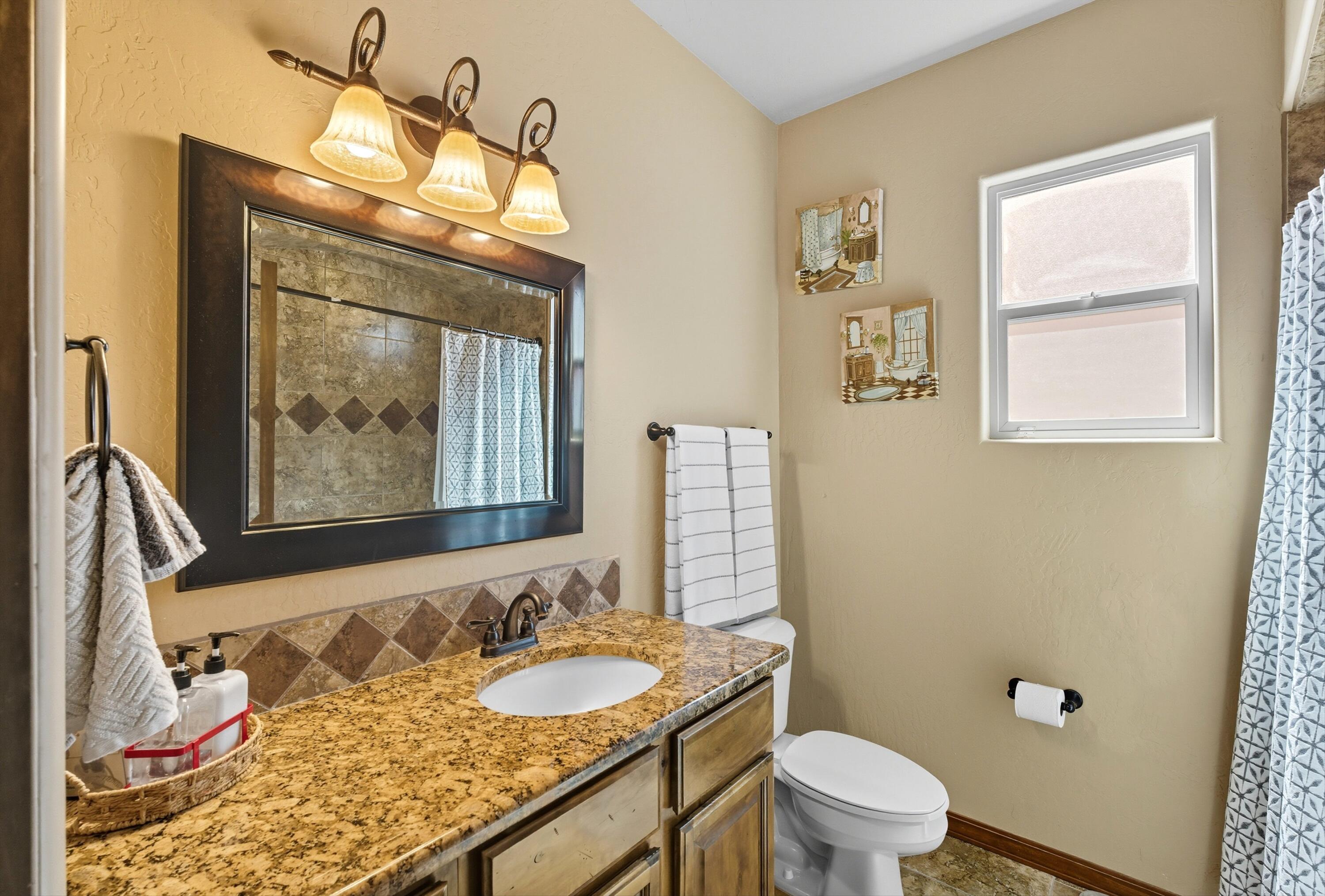 1716 CHISHOLM Trail NE