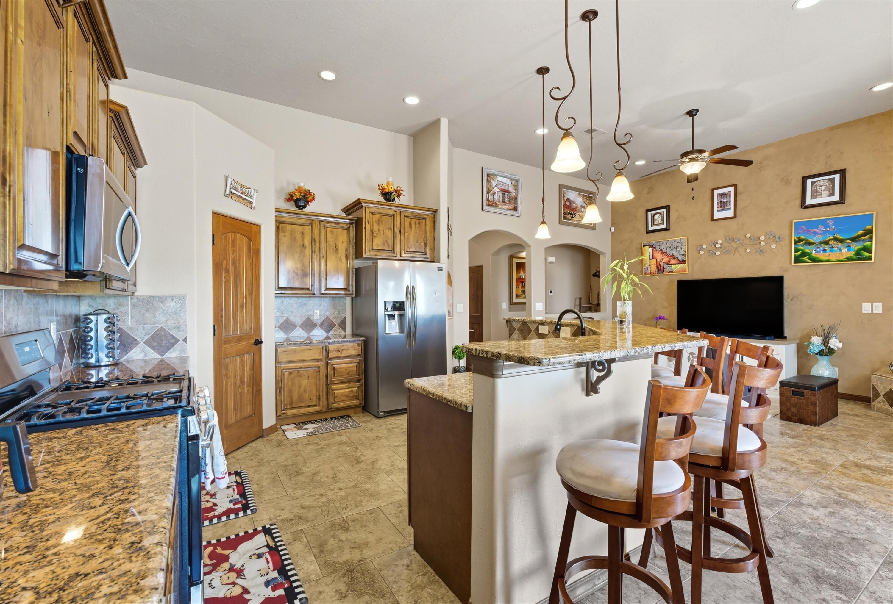 1716 CHISHOLM Trail NE