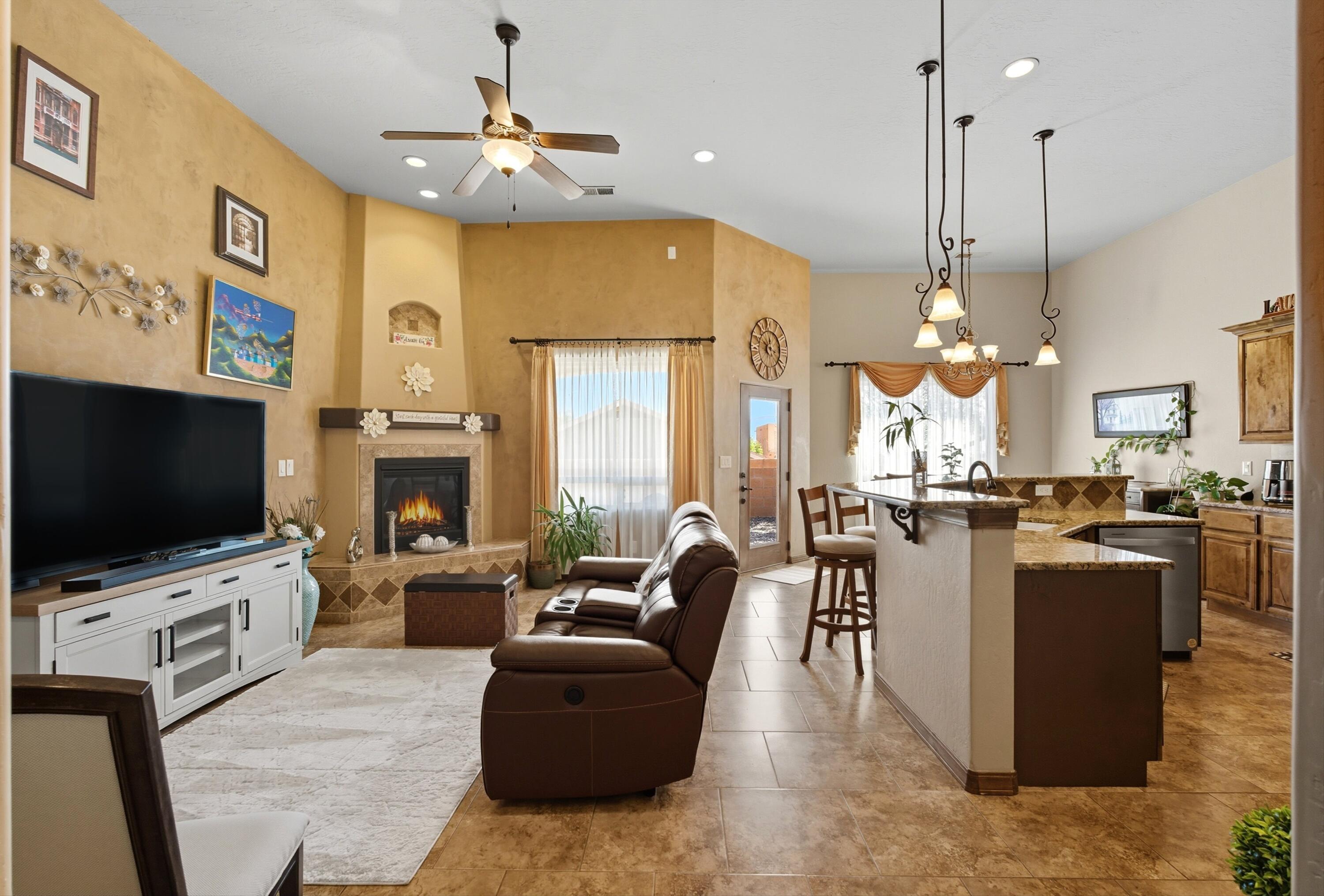 1716 CHISHOLM Trail NE