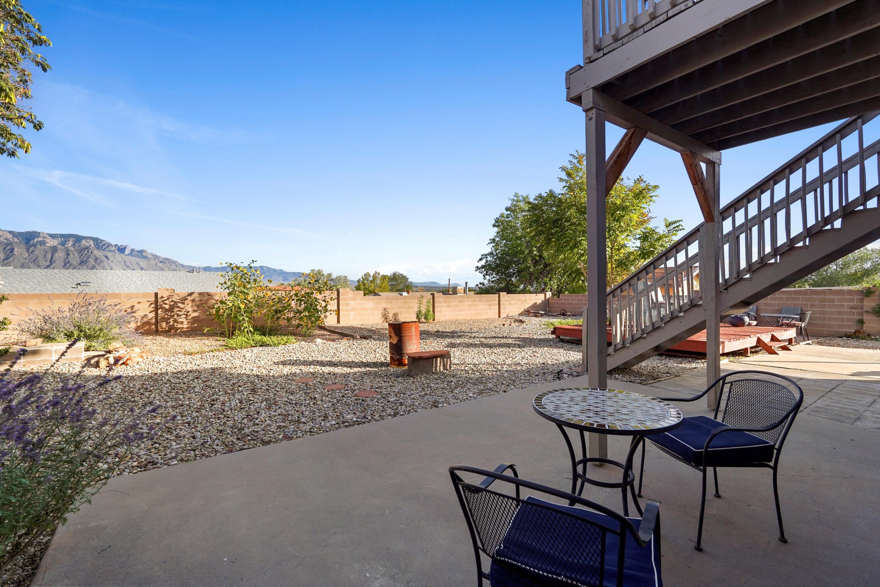 1964 ROANOKE Drive NE