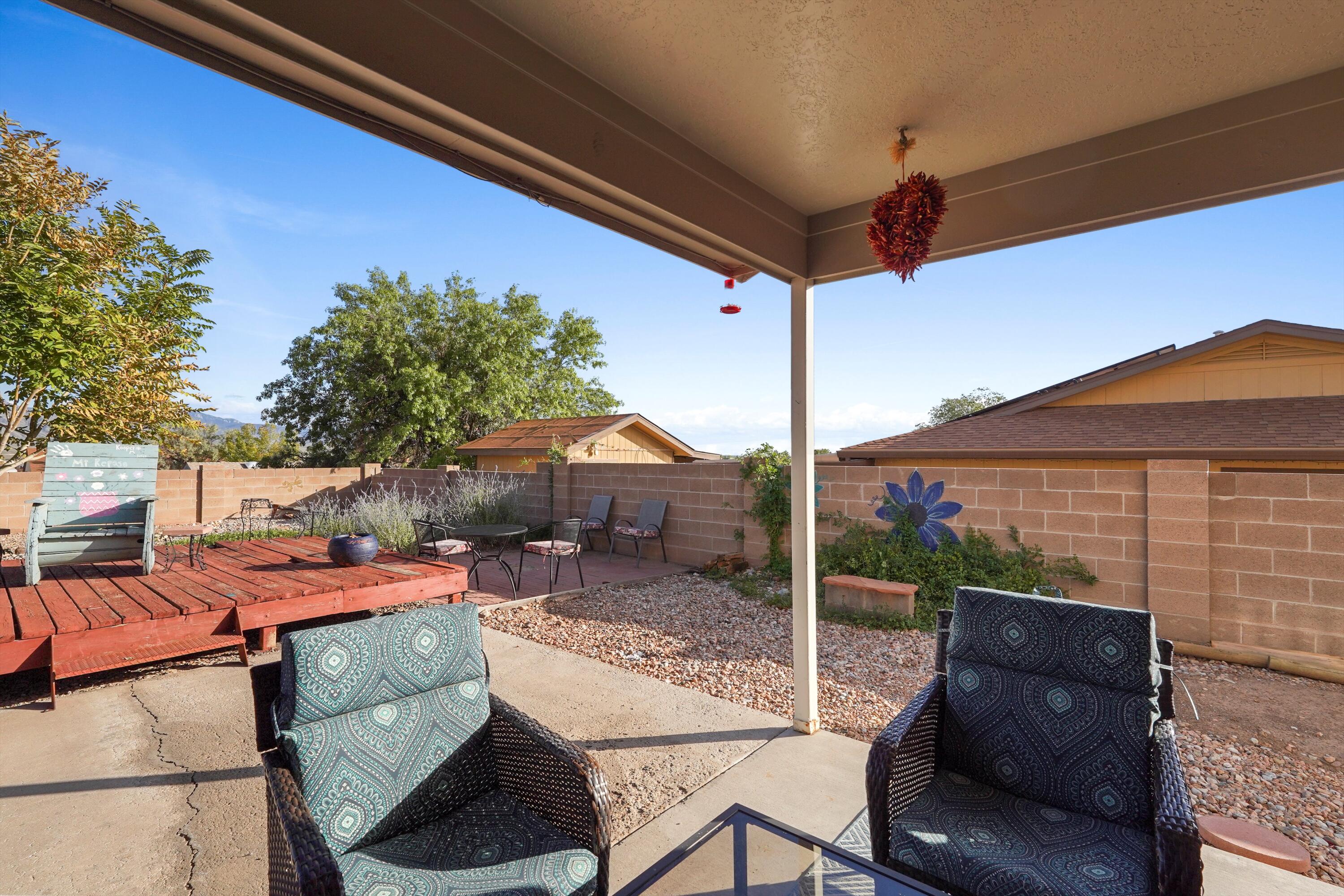 1964 ROANOKE Drive NE