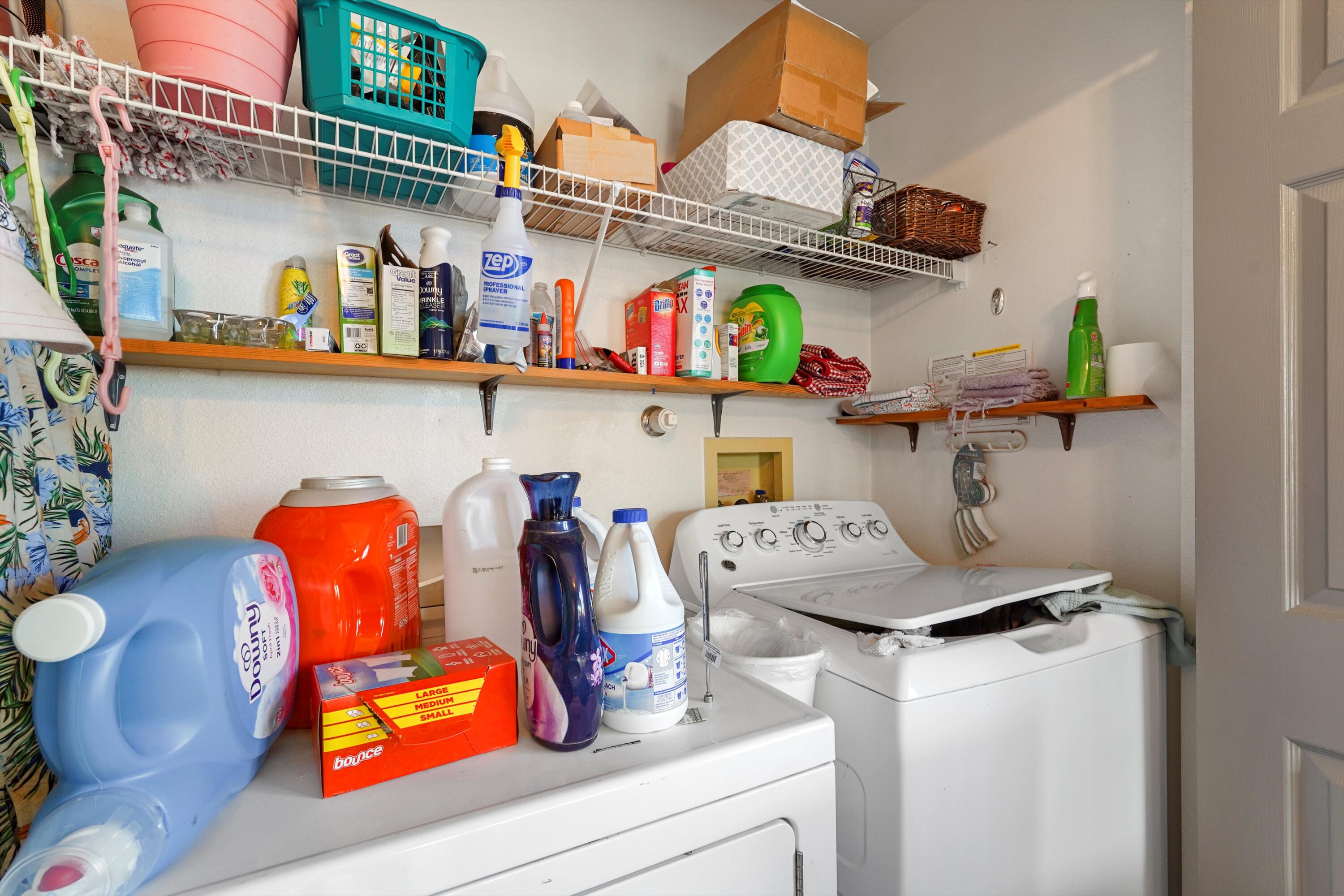 1964 ROANOKE Drive NE