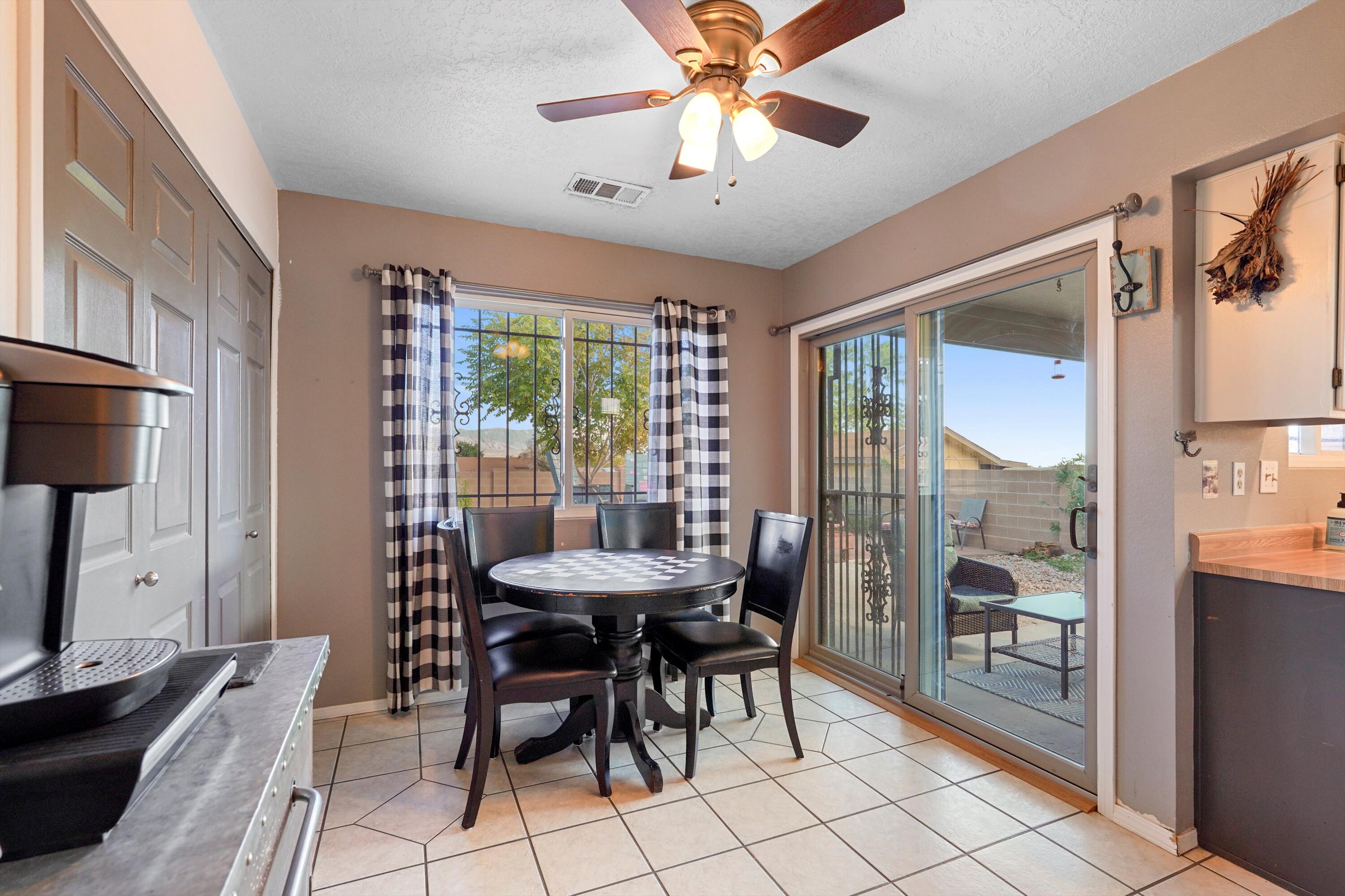 1964 ROANOKE Drive NE