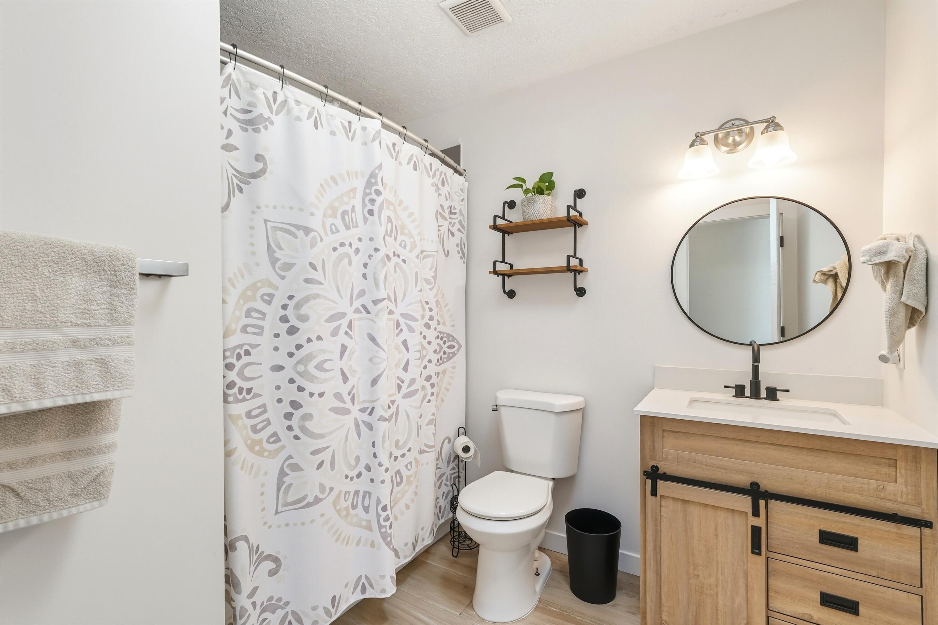 6704 Johniece Drive SW