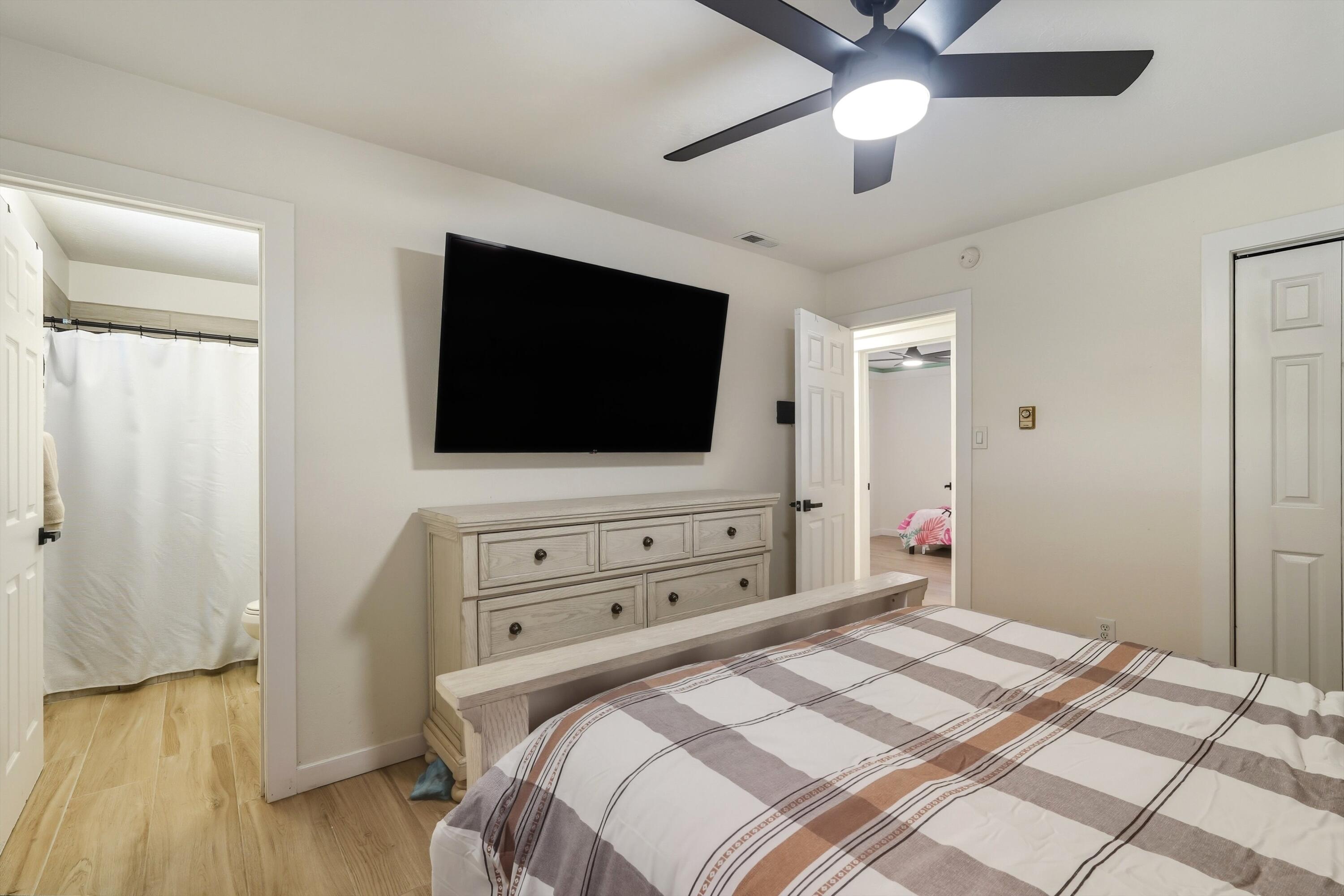 6704 Johniece Drive SW