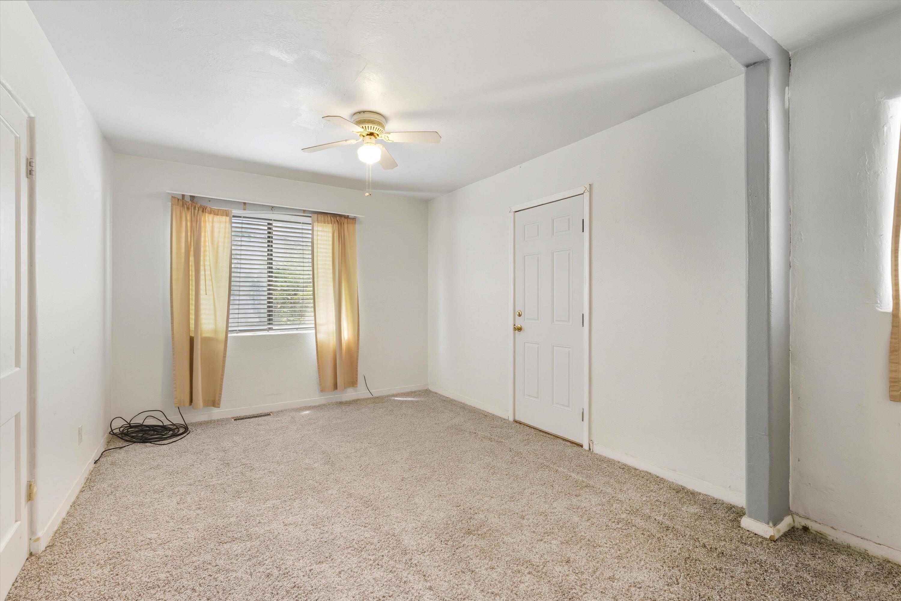 5420 MOUNTAIN Road NE