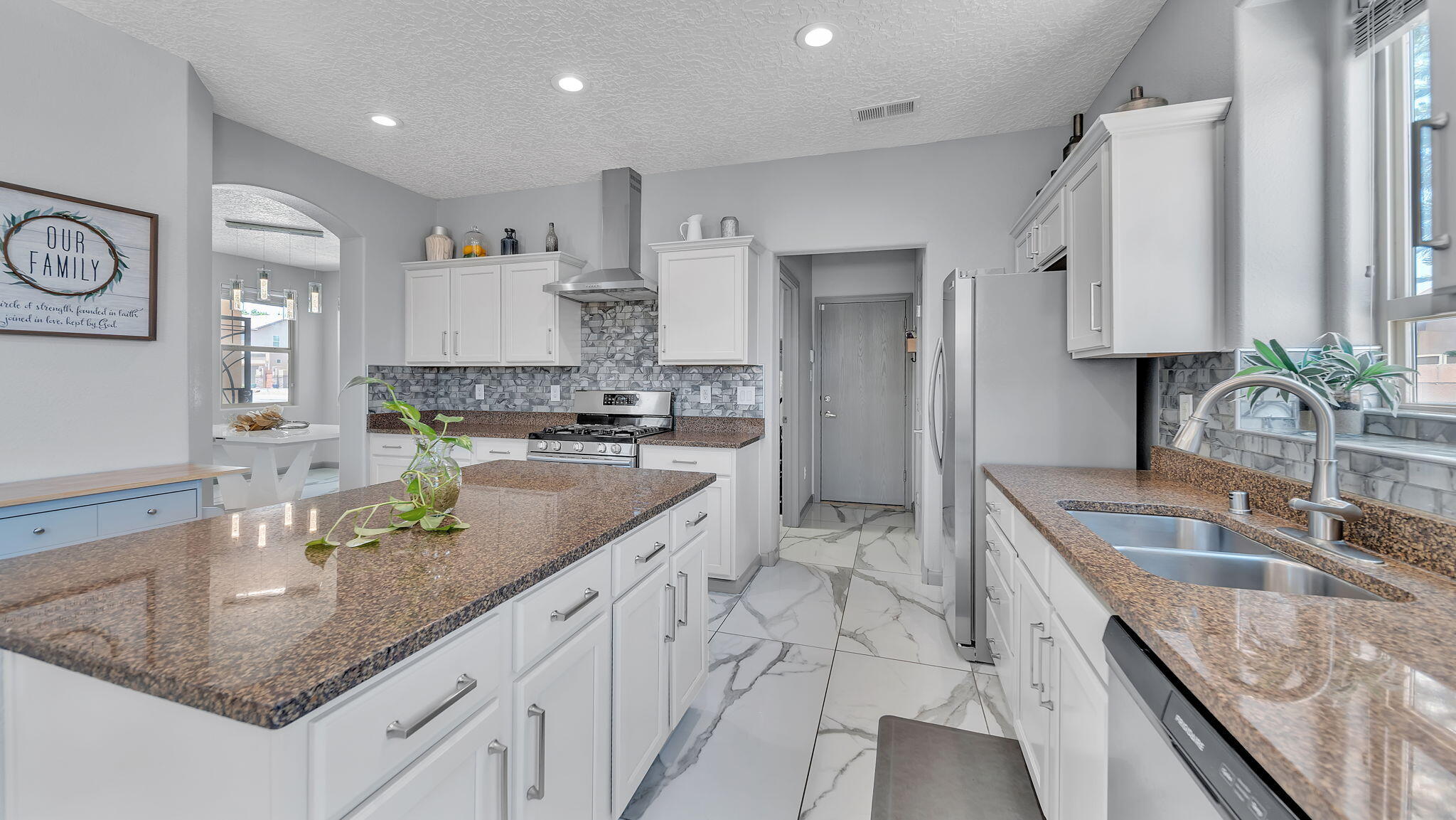 8612 SILK TASSEL Road NW