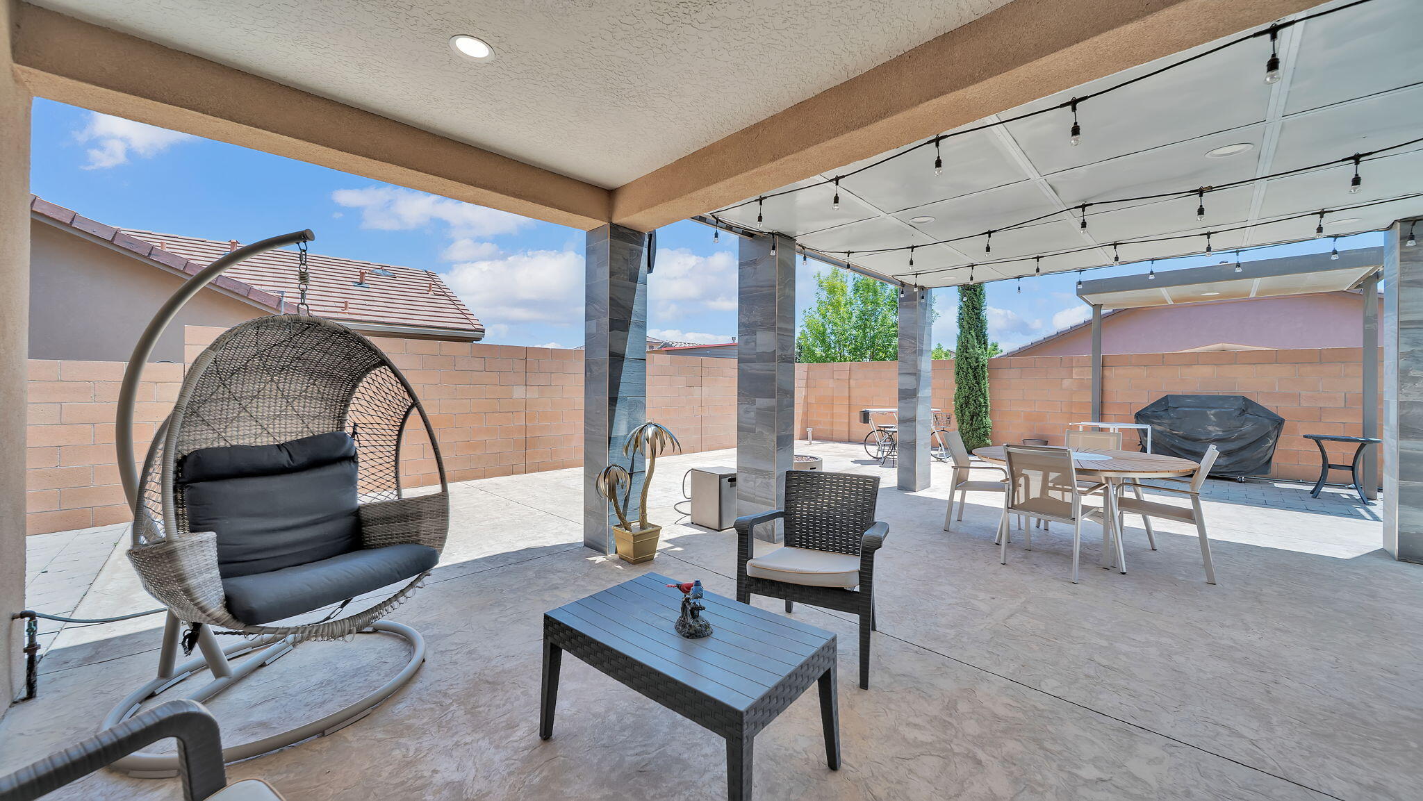 8612 SILK TASSEL Road NW